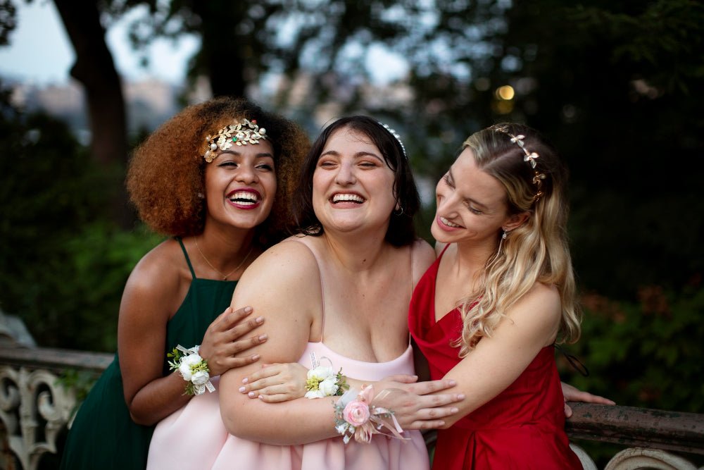 Cómo vestir en una boda de tarde: 3 looks para inspirarte - Lolitas&L