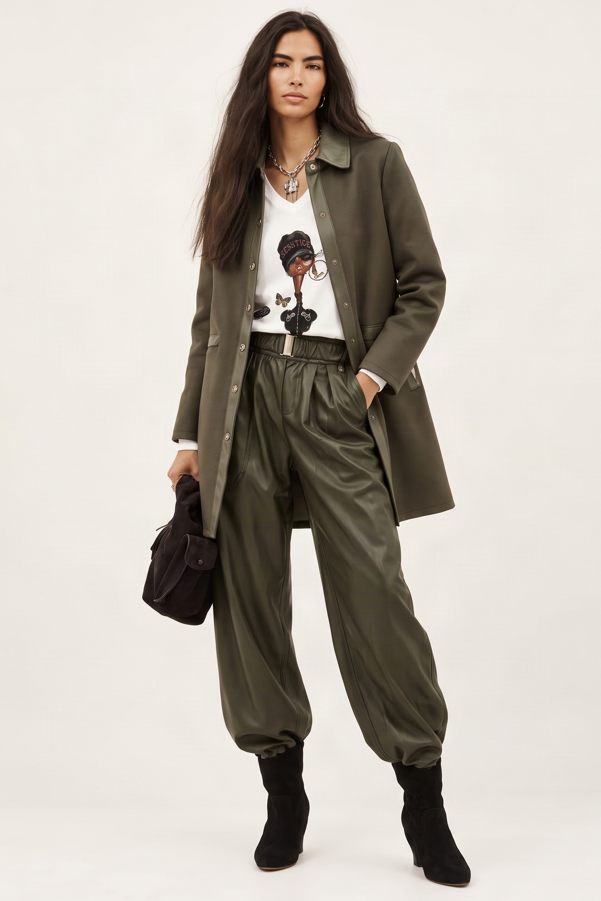 Abrigo Recto Verde Militar en Scuba Modal con Vistas en Similpiel – Lolitas&L