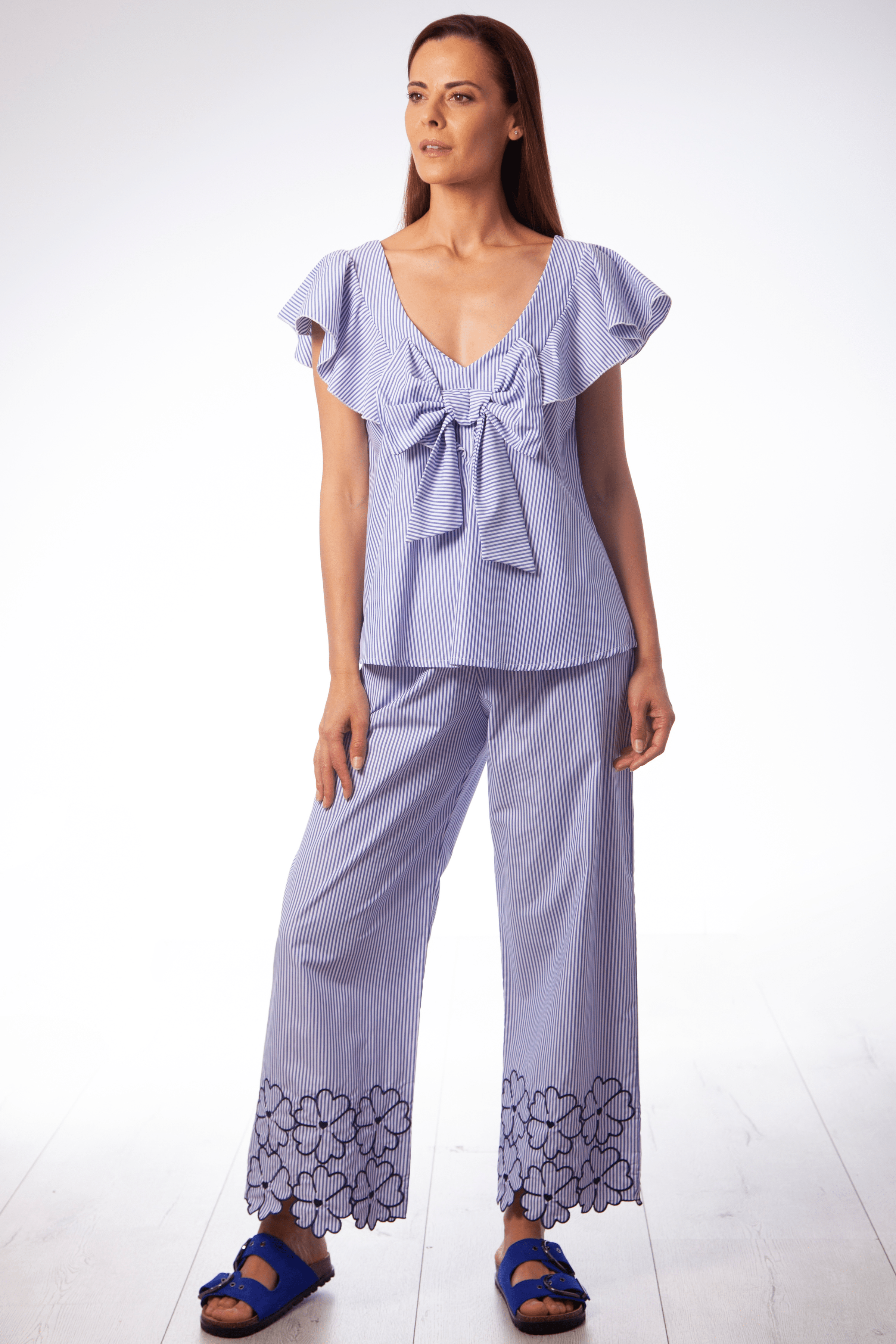 Camisa estampado rayas azul con lazo en el delantero Lolitas&L - lolitasyl.com