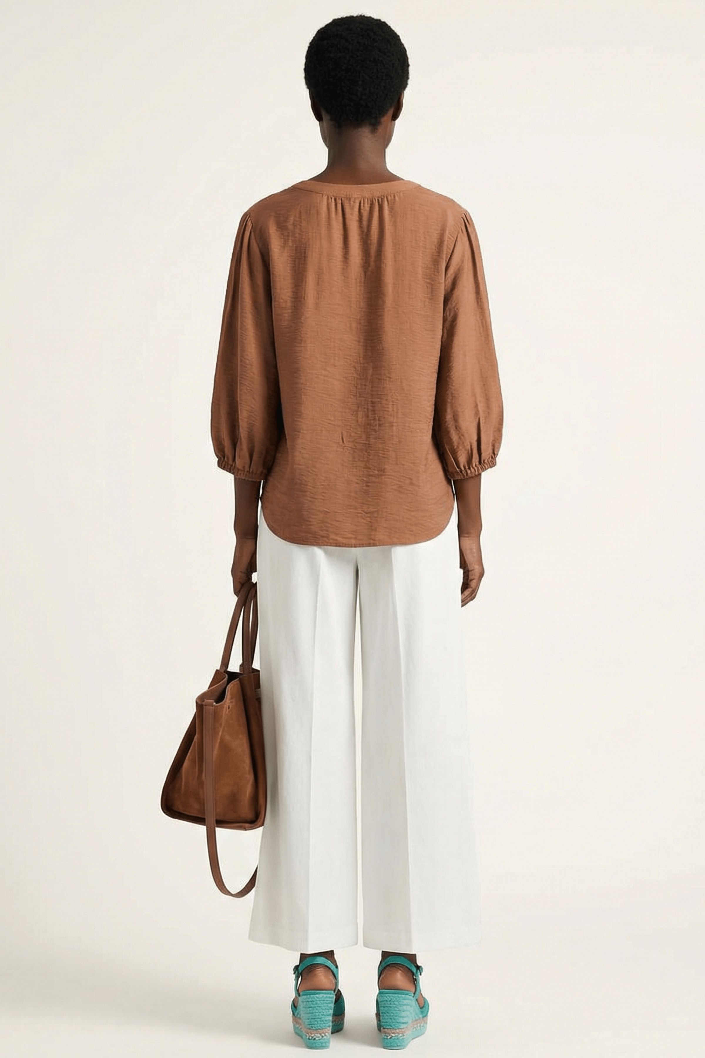 Camisa marron amplia bordado verde en contraste Lolitas&L - lolitasyl.com