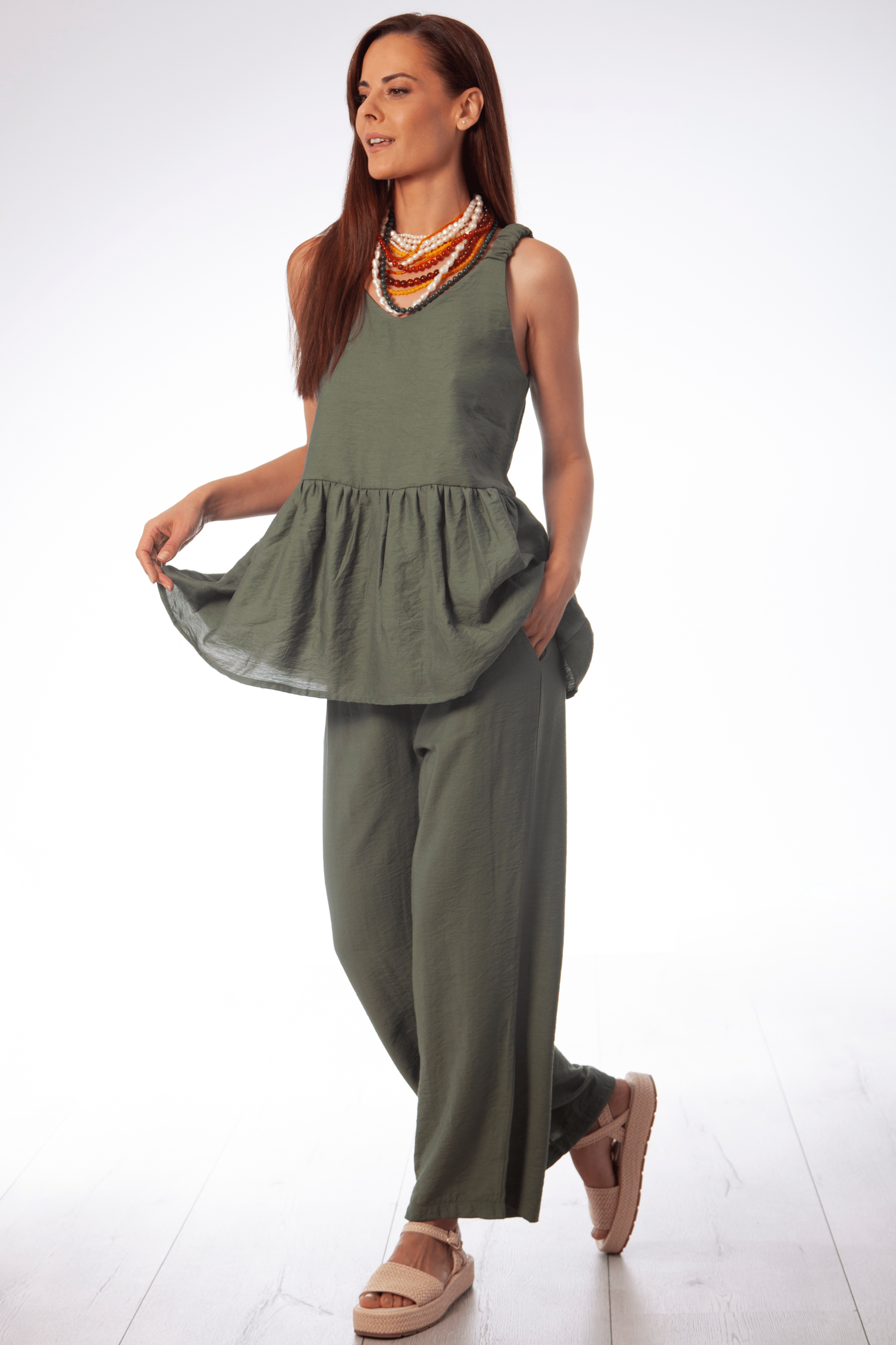 Camisa verde militar tirantes con faldon fruncido Lolitas&L - lolitasyl.com