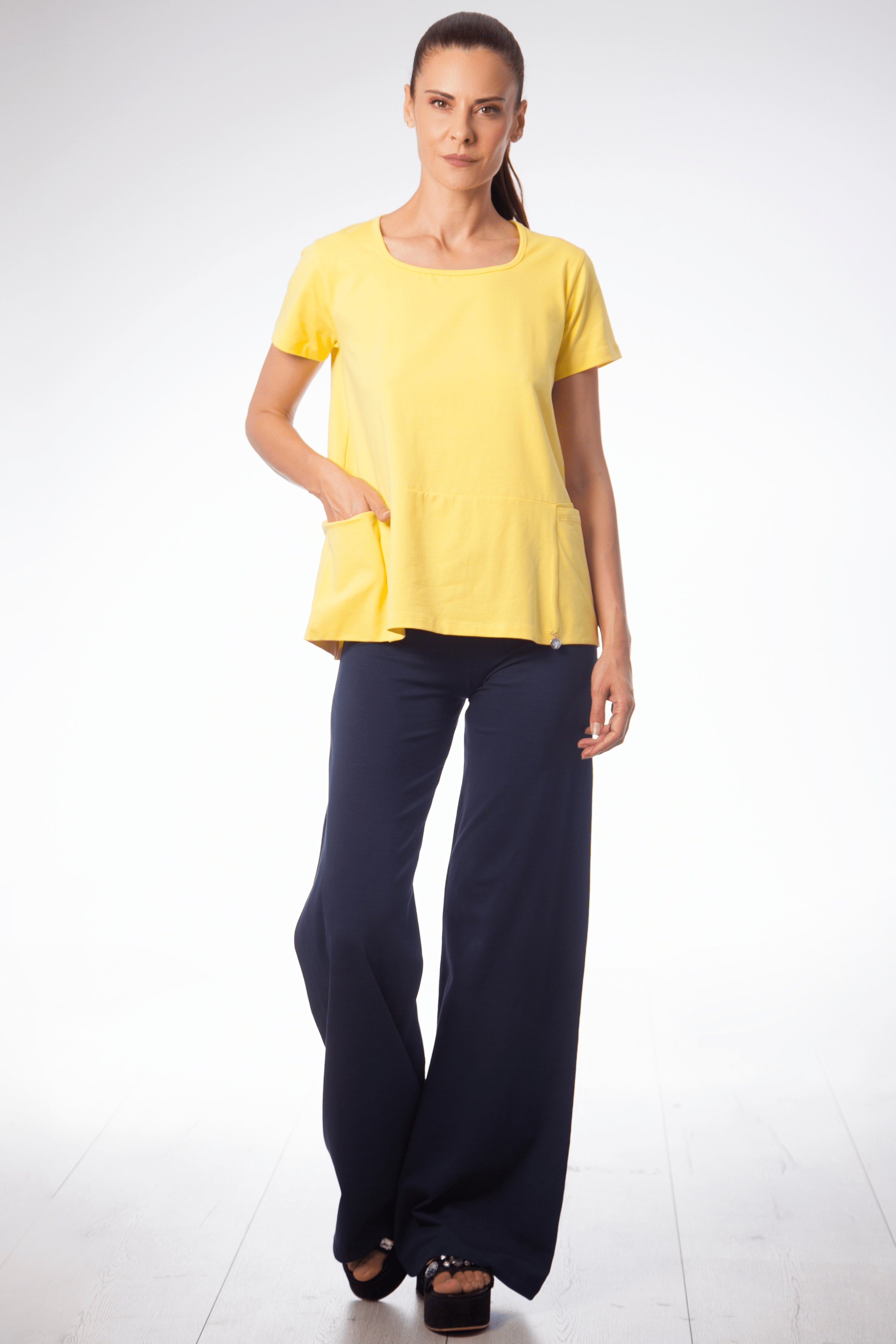 Camiseta amarilla algodon con bolsillos cuadrados Lolitas&L - lolitasyl.com