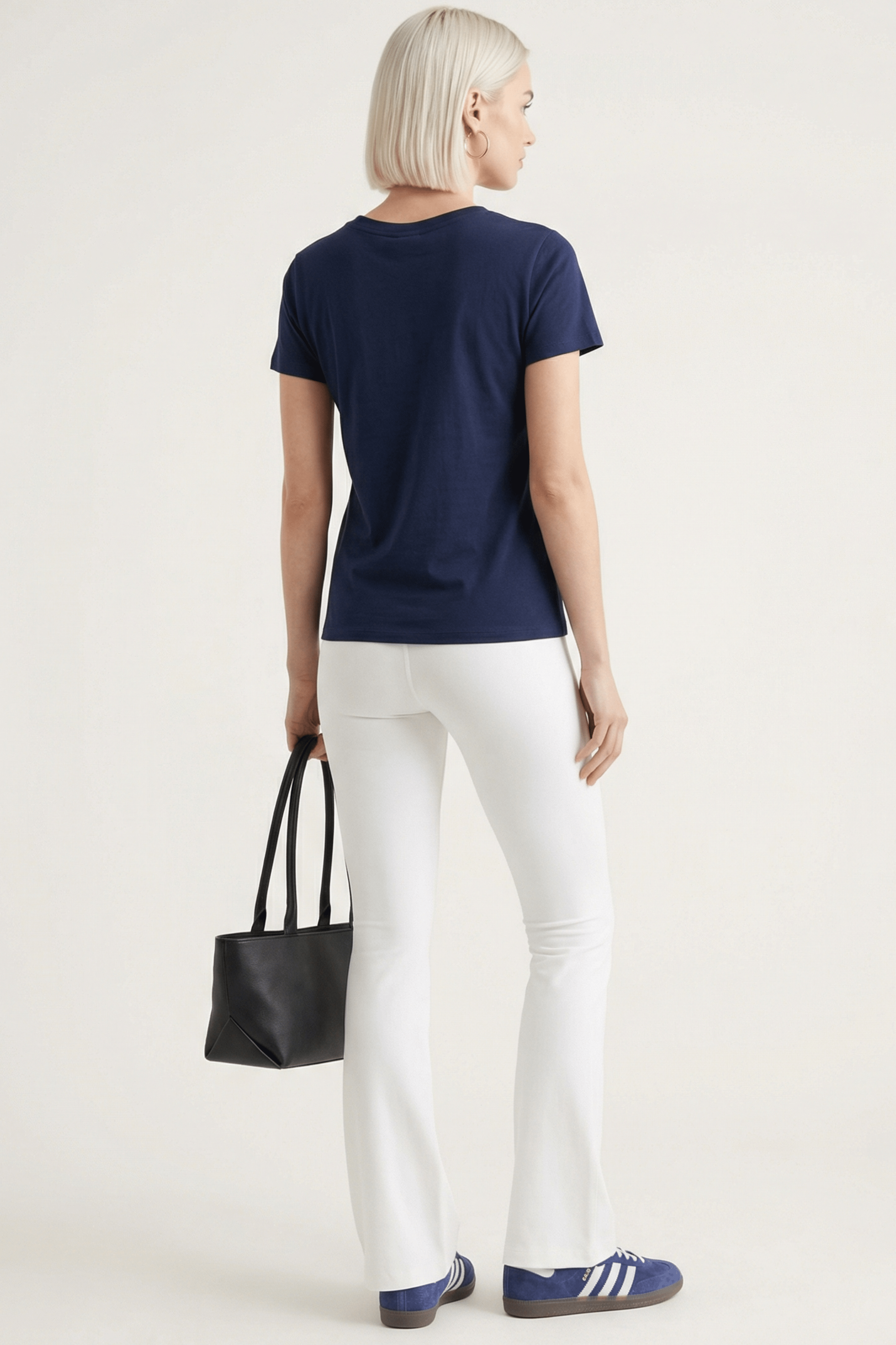 Camiseta azul basica con escote pico y manga corta Lolitas&L - lolitasyl.com