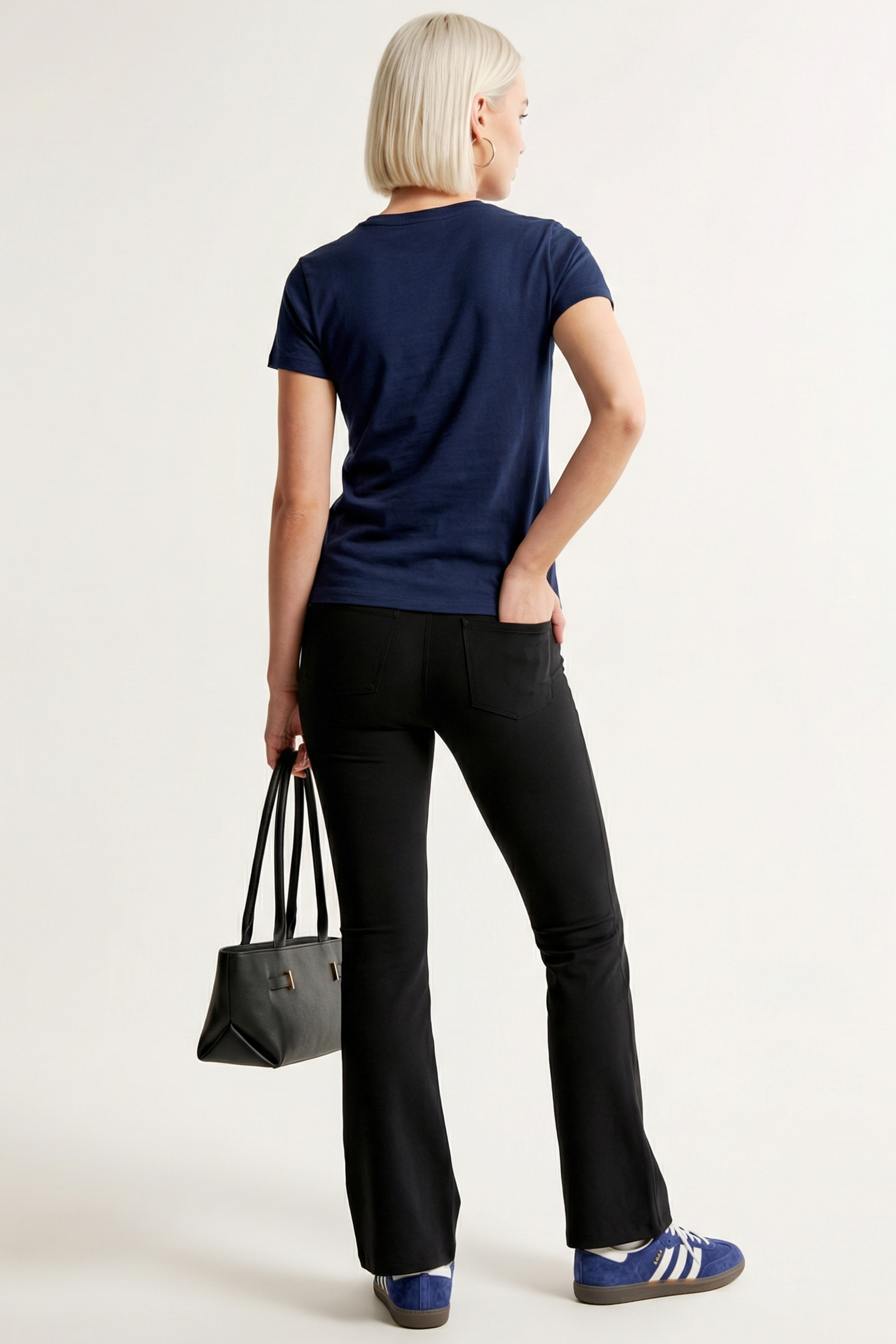 Camiseta azul basica con escote collar y manga corta Lolitas&L