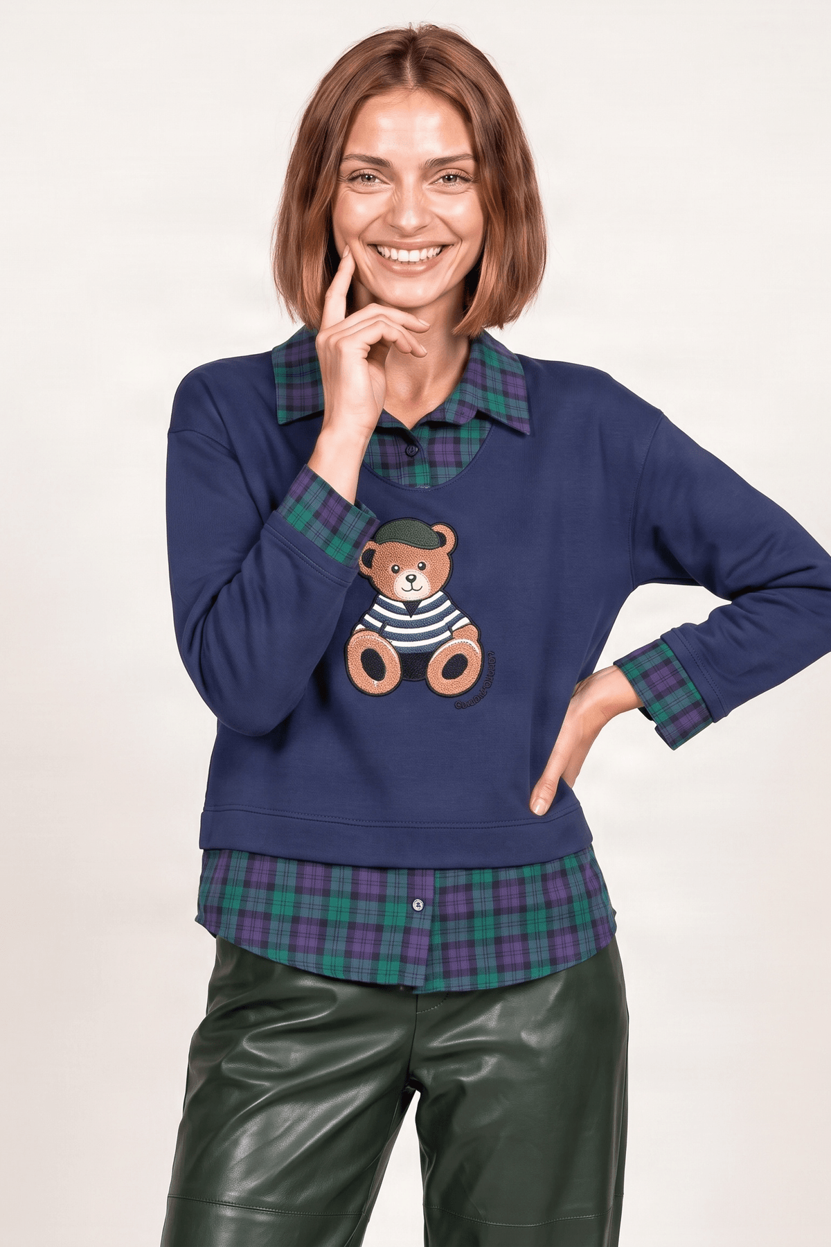 Camiseta azul con cuadro escoces verde y bordado osito Lolitas&L - lolitasyl.com
