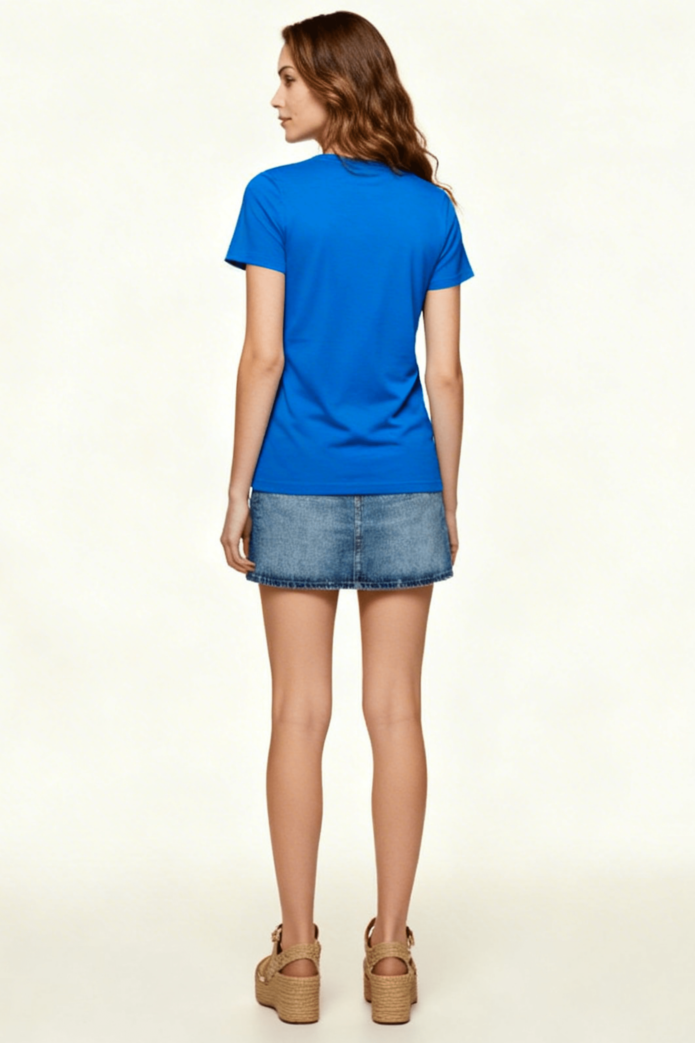 Camiseta azul royal escote redondo con flor Lolitas&L - lolitasyl.com