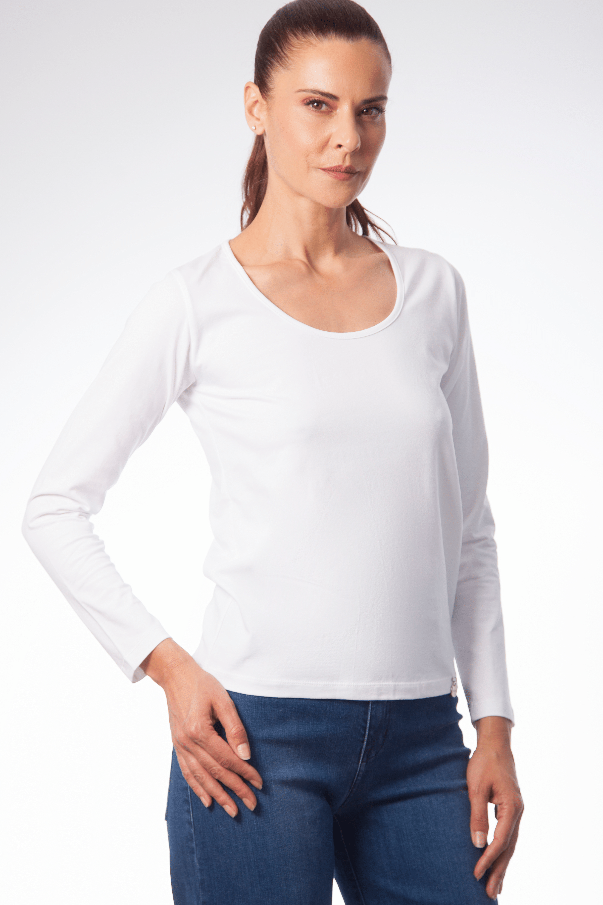 Camiseta basica con escote collar y manga larga Lolitas&L - lolitasyl.com