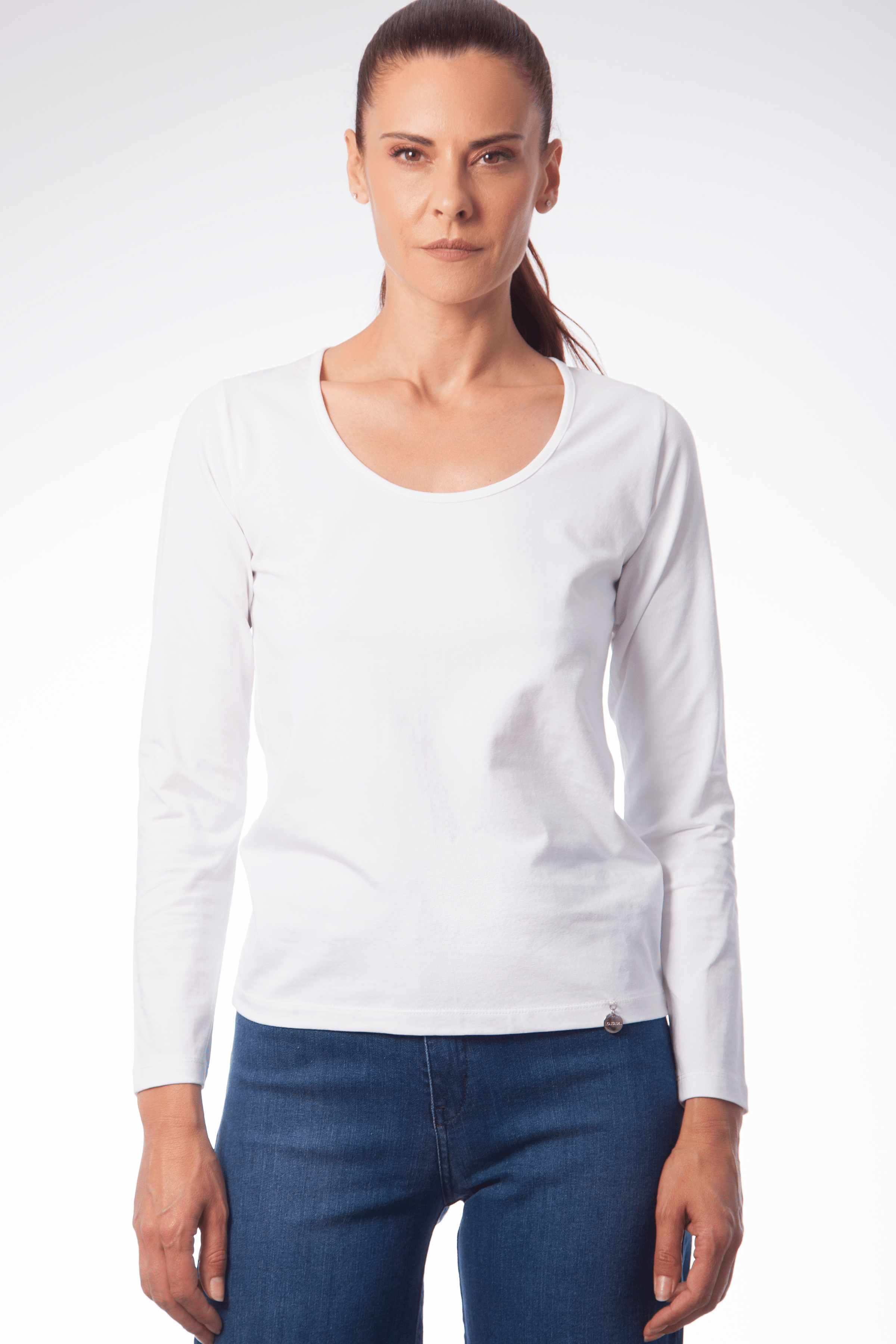 Camiseta basica con escote collar y manga larga Lolitas&L - lolitasyl.com