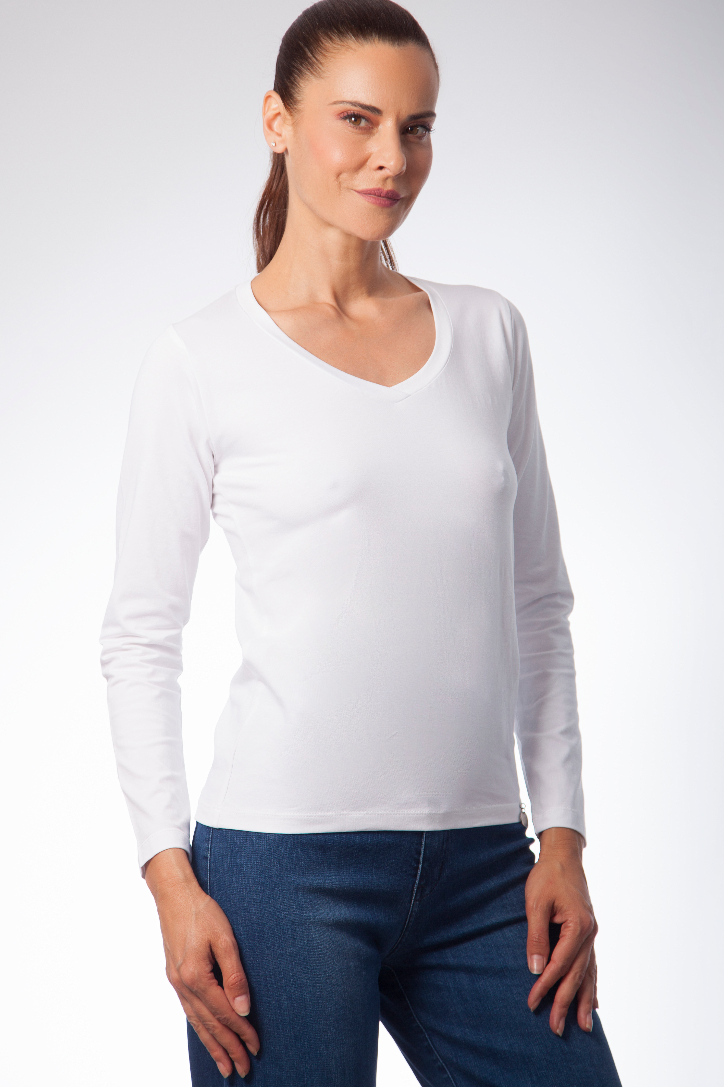 Camiseta basica con escote pico y manga larga Lolitas&L - lolitasyl.com