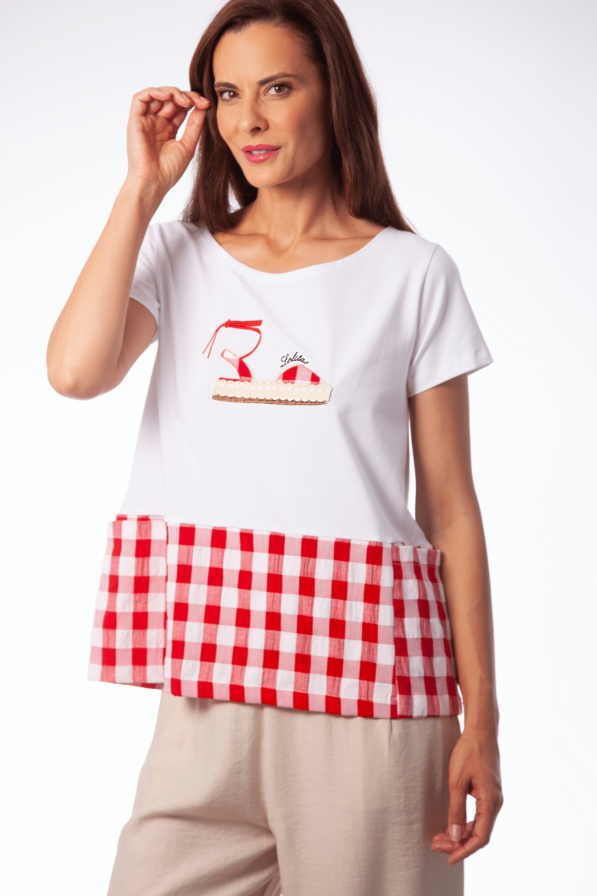 Camiseta blanca alpargata con cuadro vichy rojo Lolitas&L - lolitasyl.com