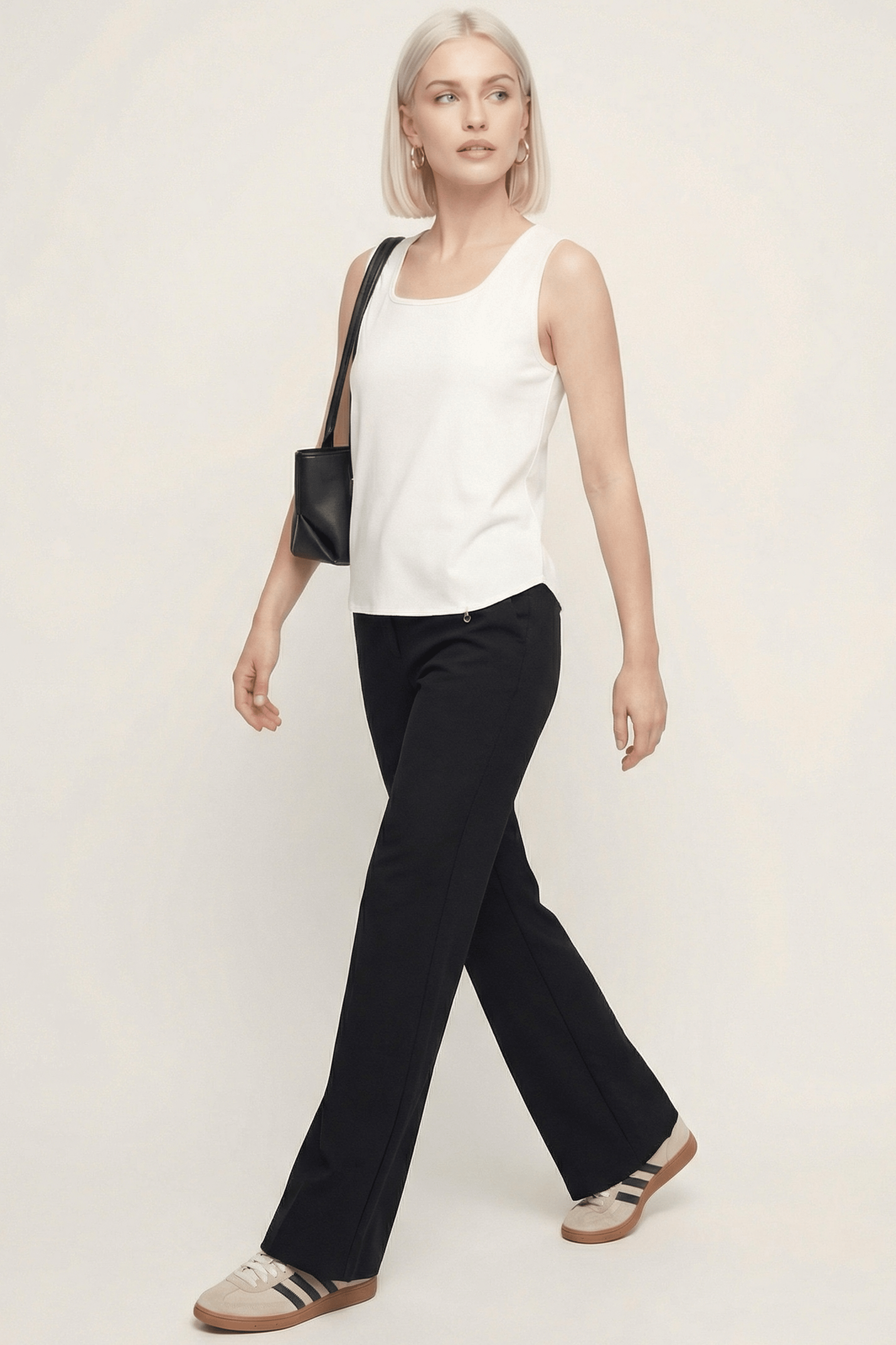 Camiseta blanca basica tirantes con escote cuadrado Lolitas&L - lolitasyl.com