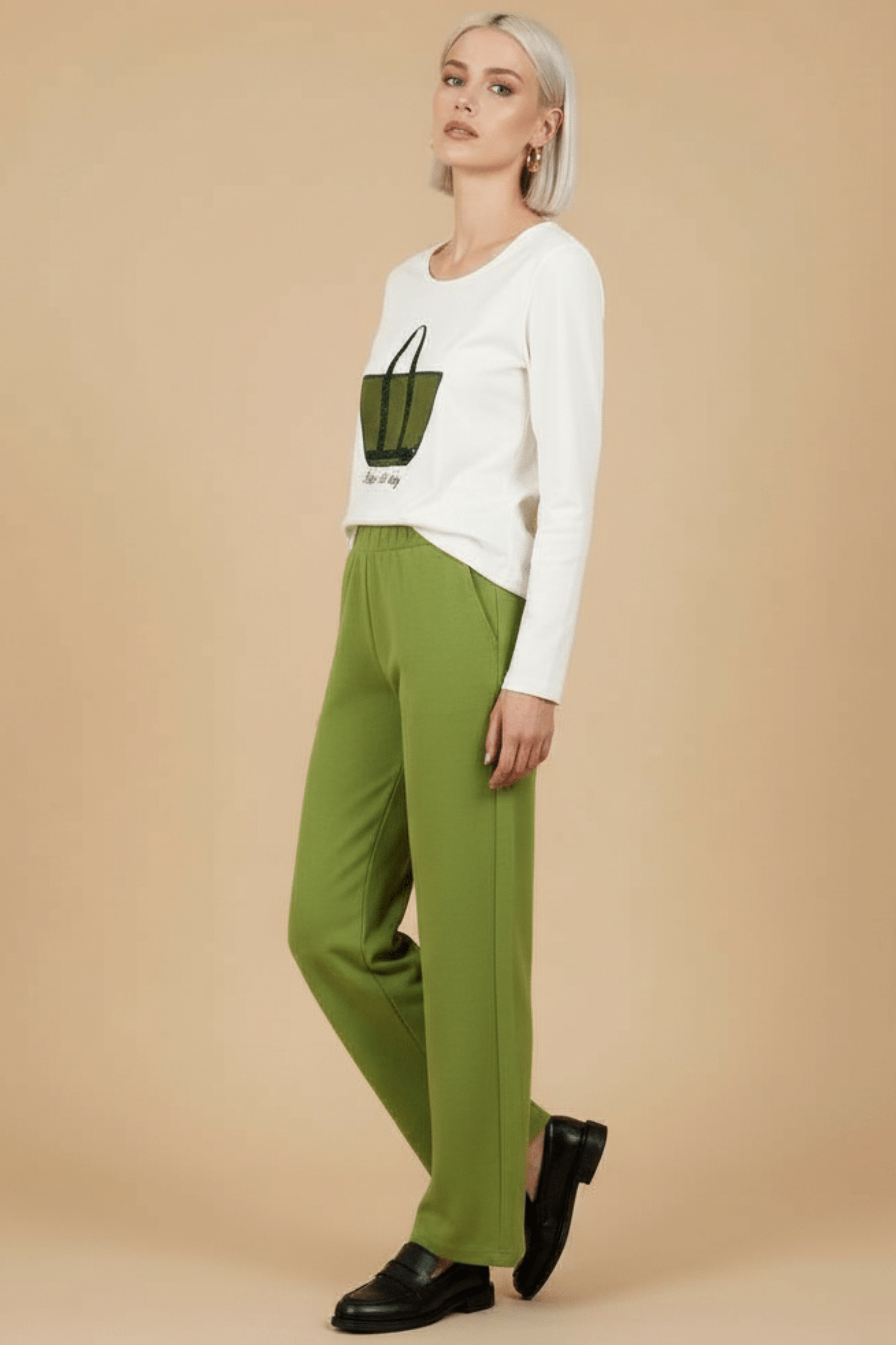 Camiseta blanca bordado bolsito verde manga larga Lolitas&L - lolitasyl.com