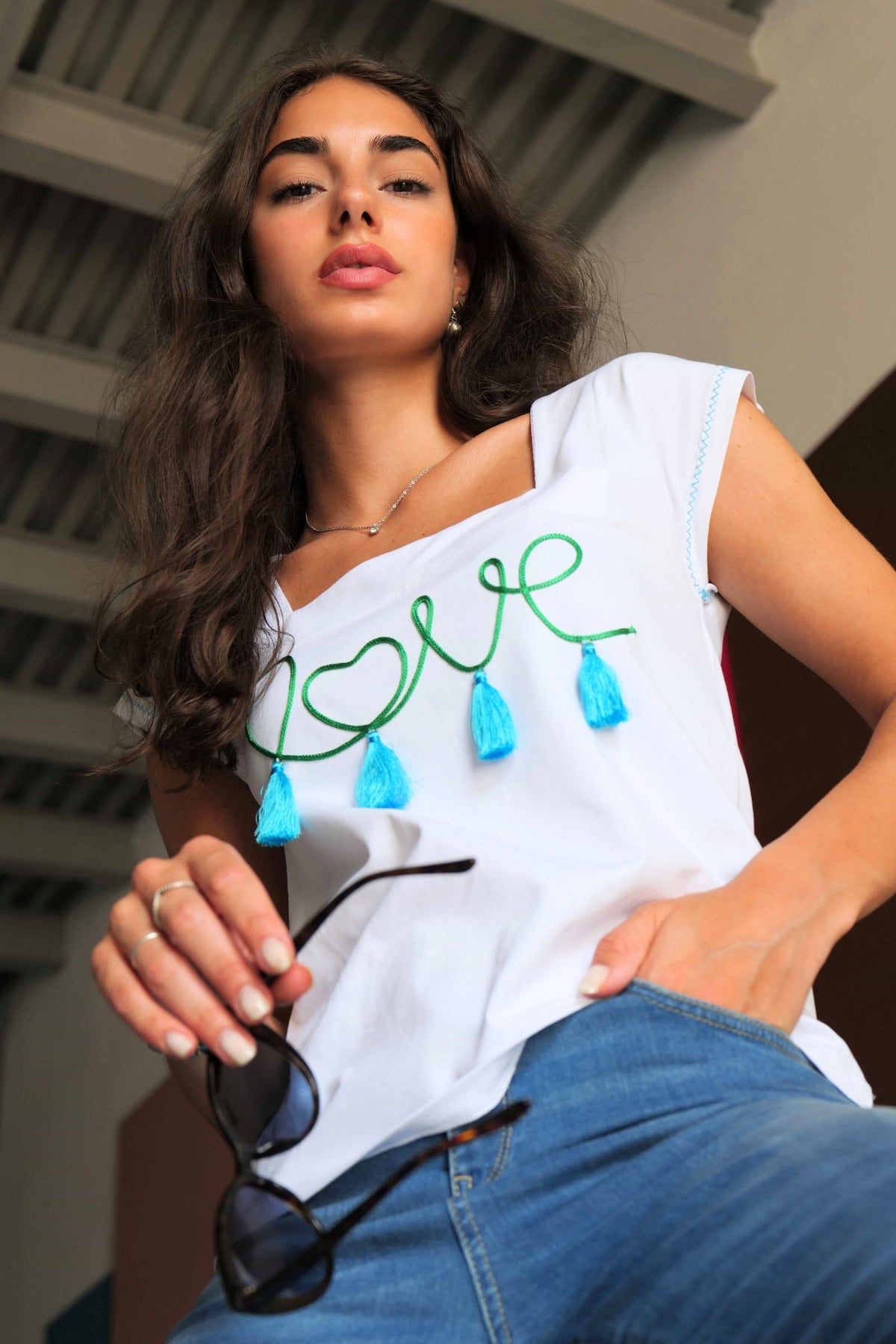 Camiseta blanca bordado love escote cuadrado Lolitas&L