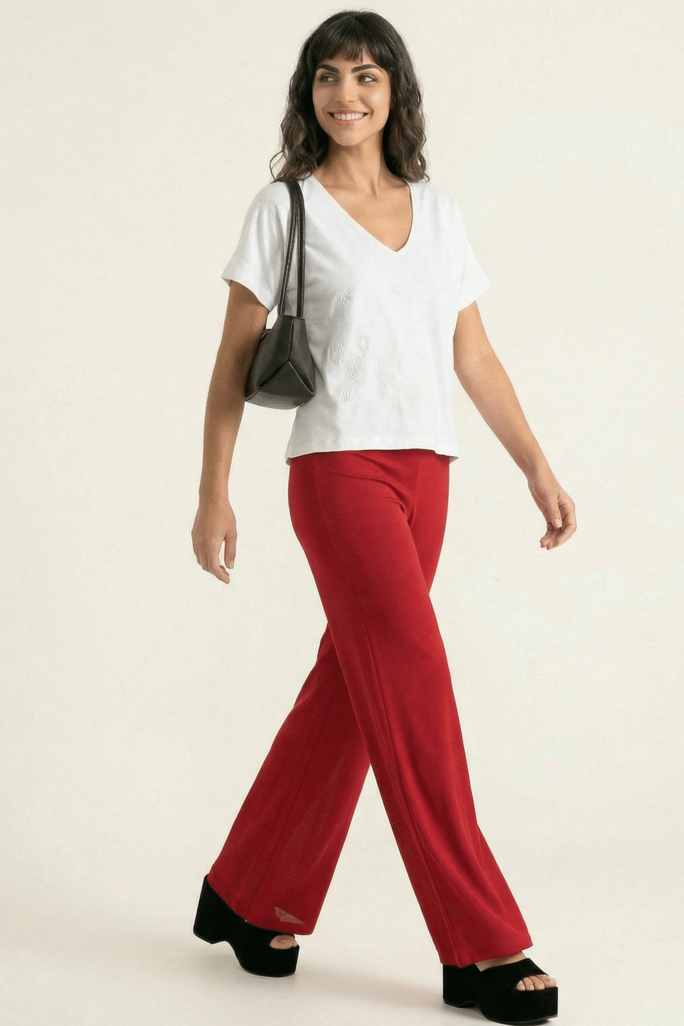 Camiseta blanca con bordado al tono flor LolitasyL - lolitasyl.com