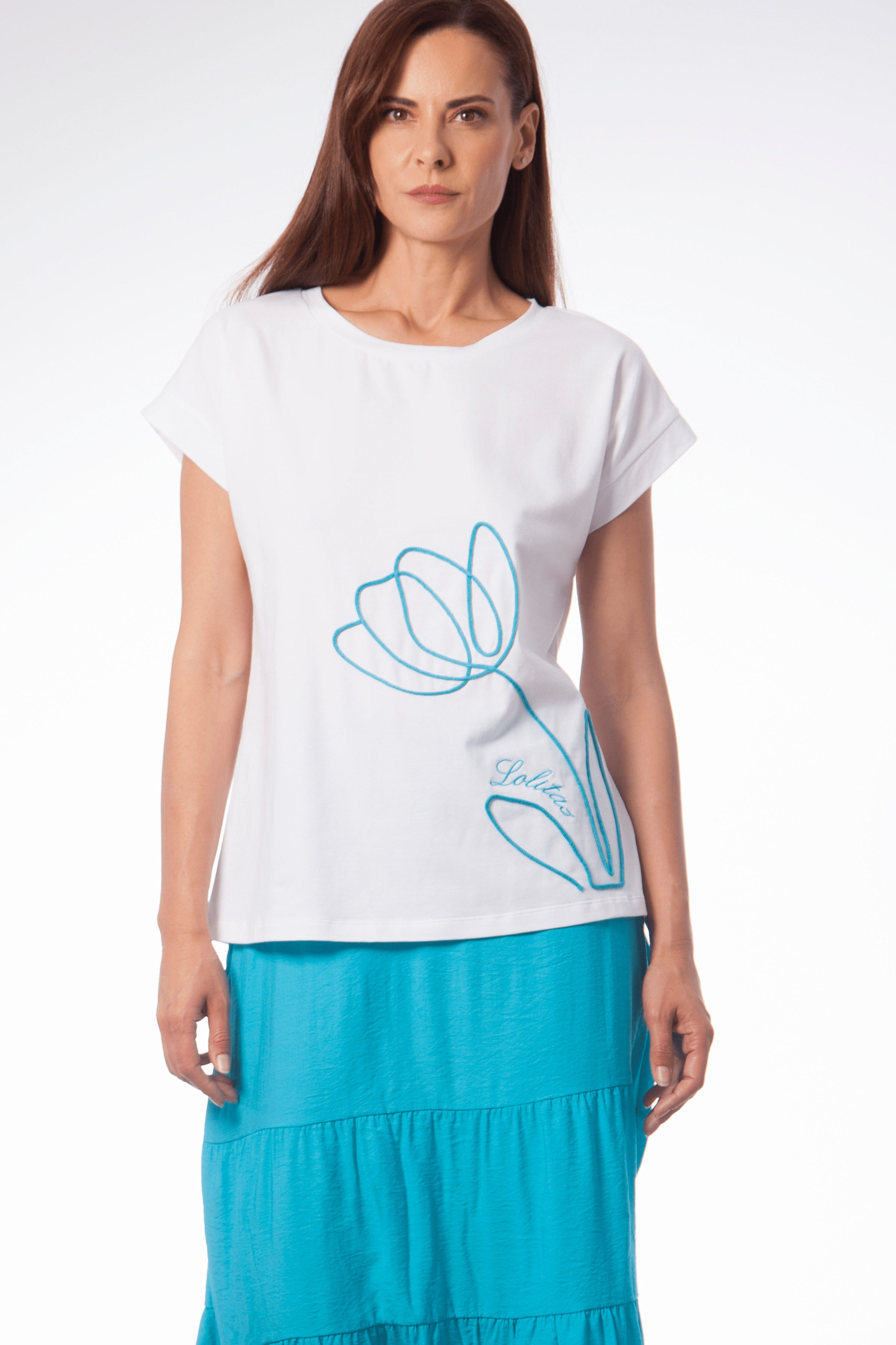 Camiseta blanca con bordado flor en cordon Lolitas&L - lolitasyl.com