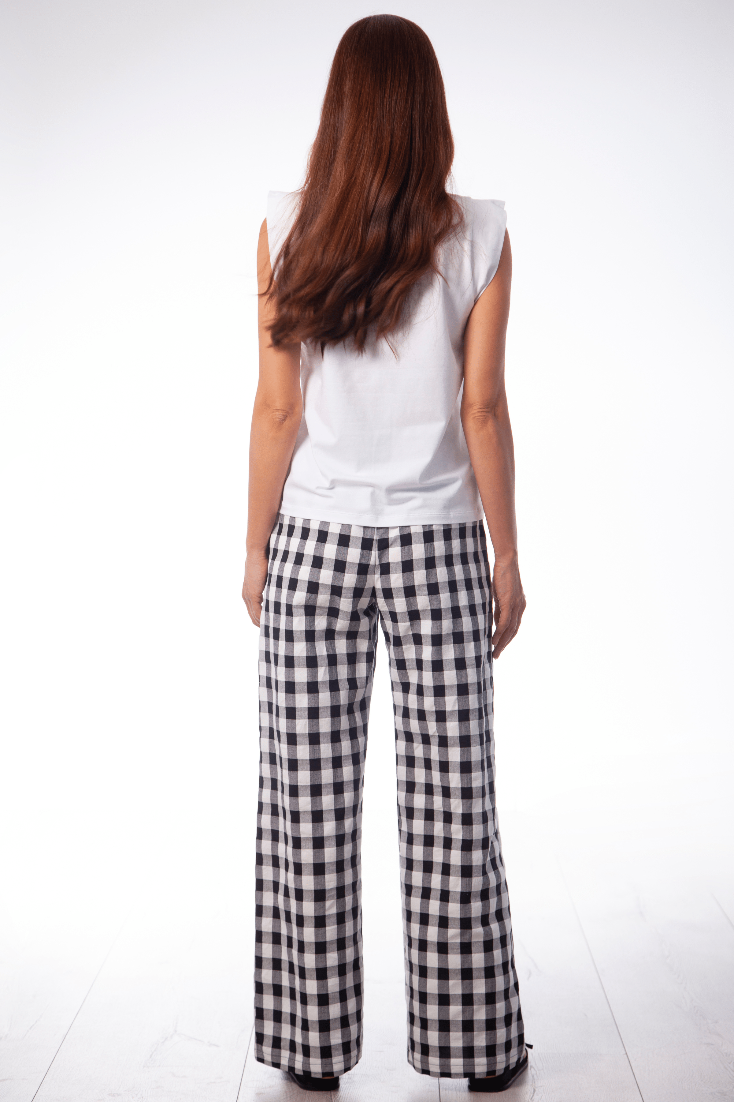 Camiseta blanca con hombrera mini manga Lolitas&L - lolitasyl.com