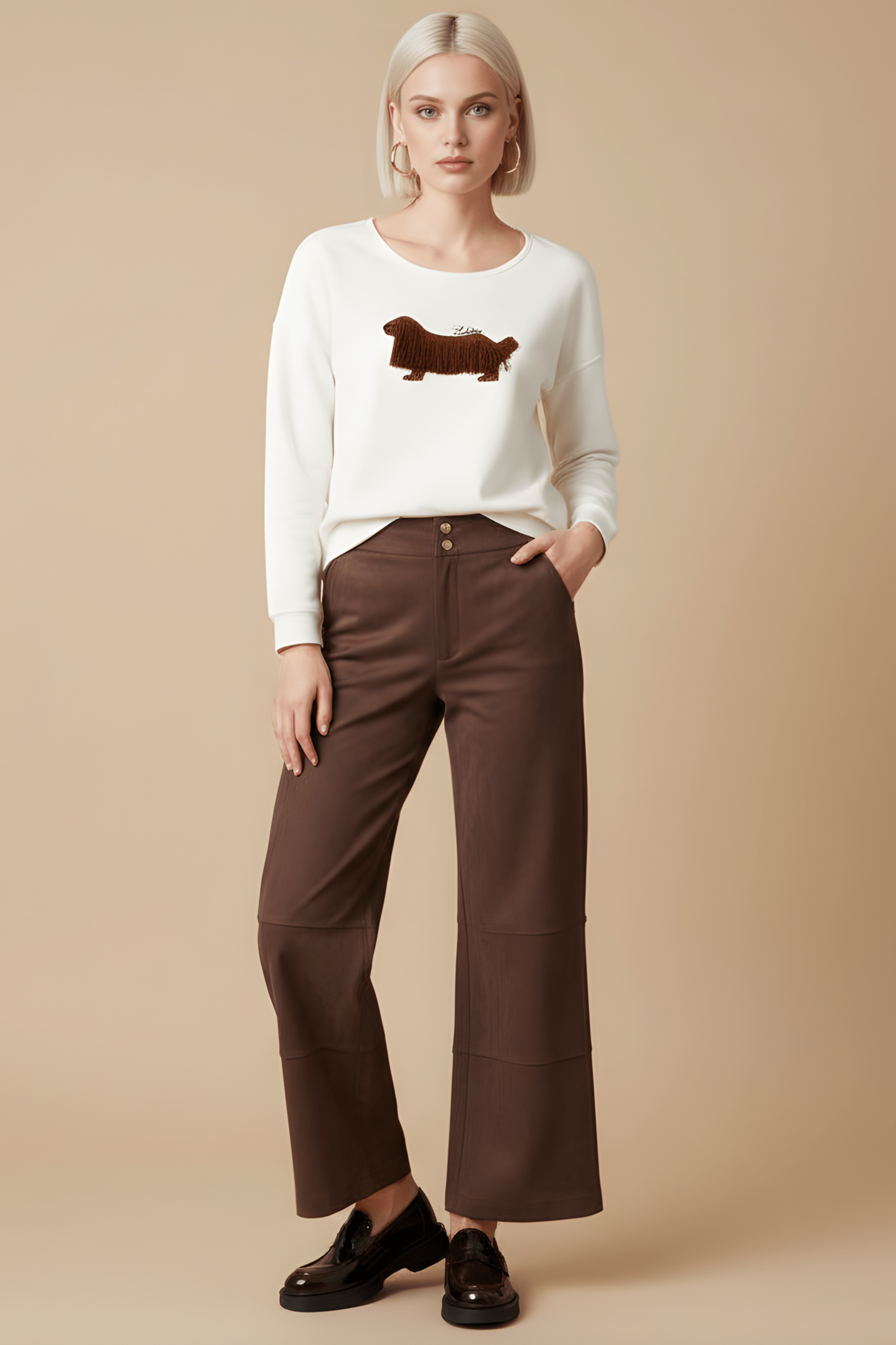 Camiseta blanca con perro bordado de flecos manga larga Lolitas&L - lolitasyl.com