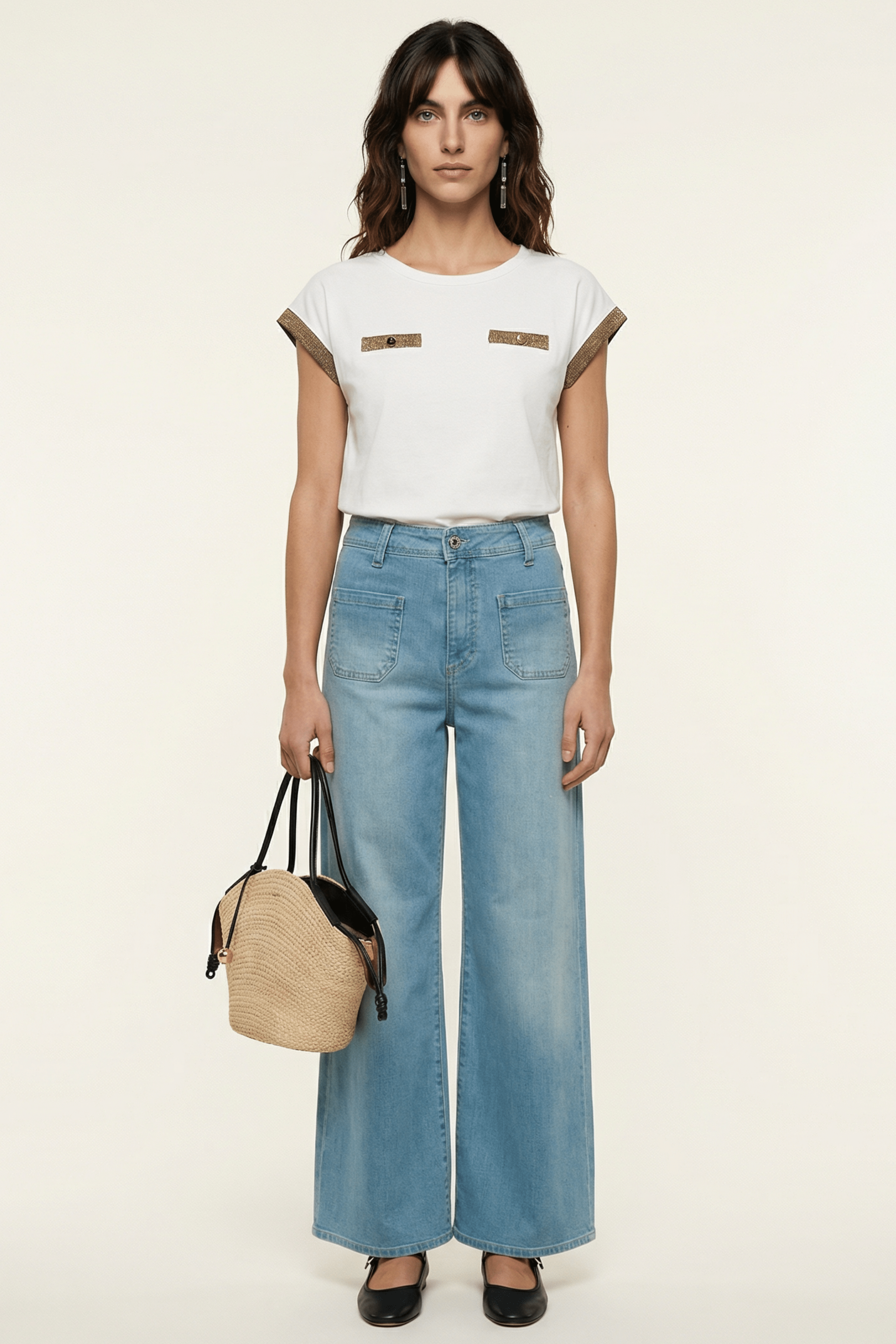 Camiseta blanca con ribetes lourex dorados y botones Lolitas&L - lolitasyl.com