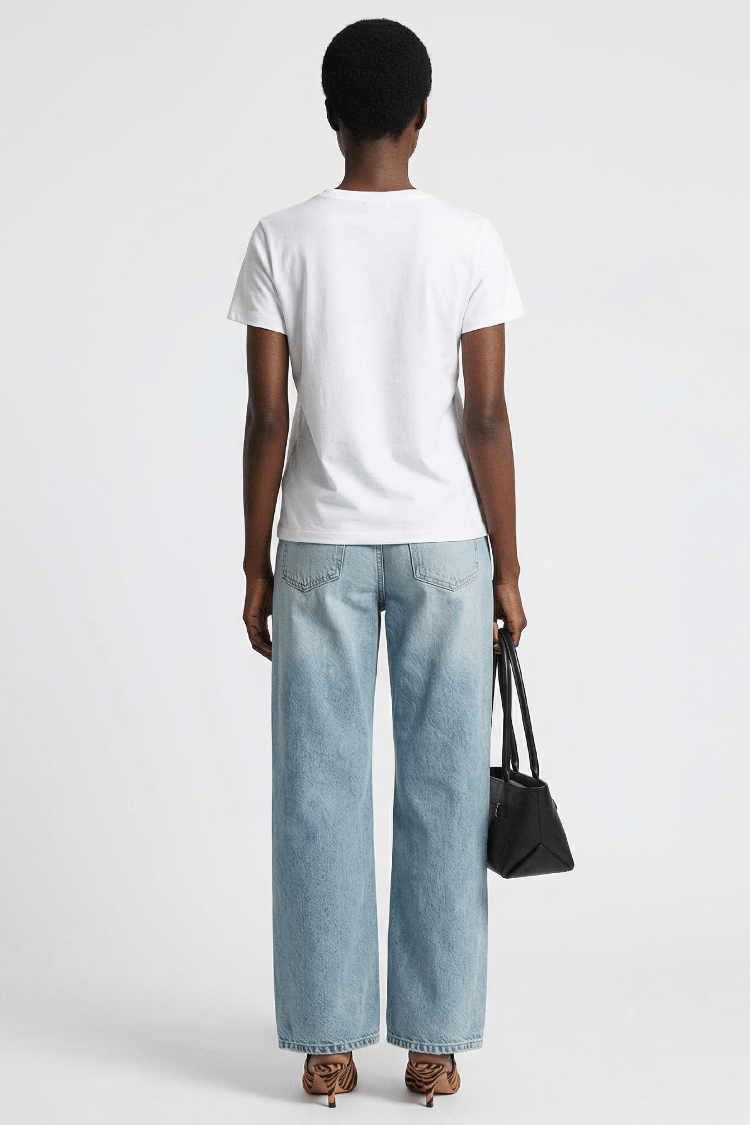 Camiseta blanca detalle plisado manga corta Lolitas&L - lolitasyl.com