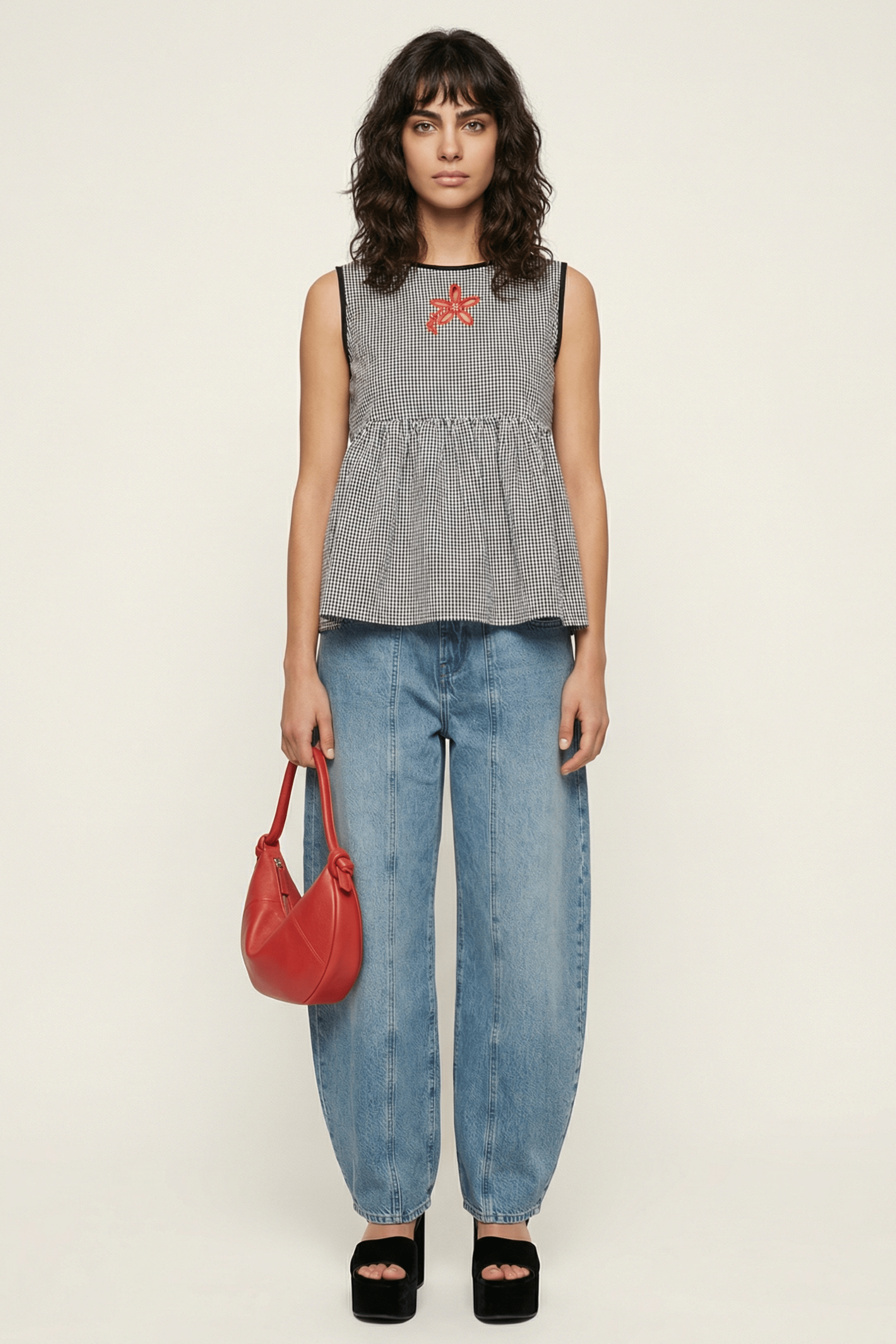 Camiseta cuadro vichy negro con bordado flor Lolitas&L - lolitasyl.com