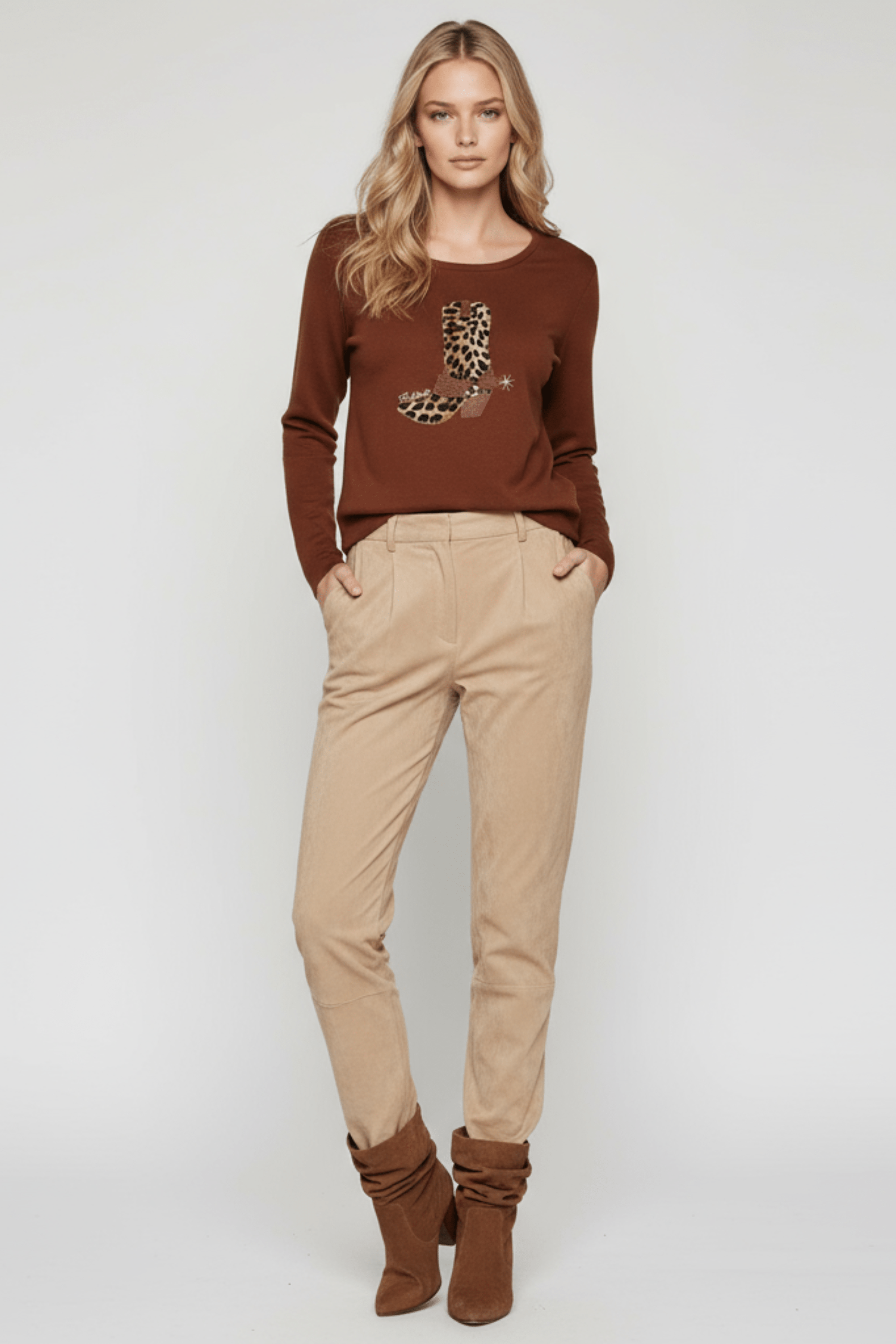 Camiseta de punto marron con bota cowboy animal Lolitas&L - lolitasyl.com