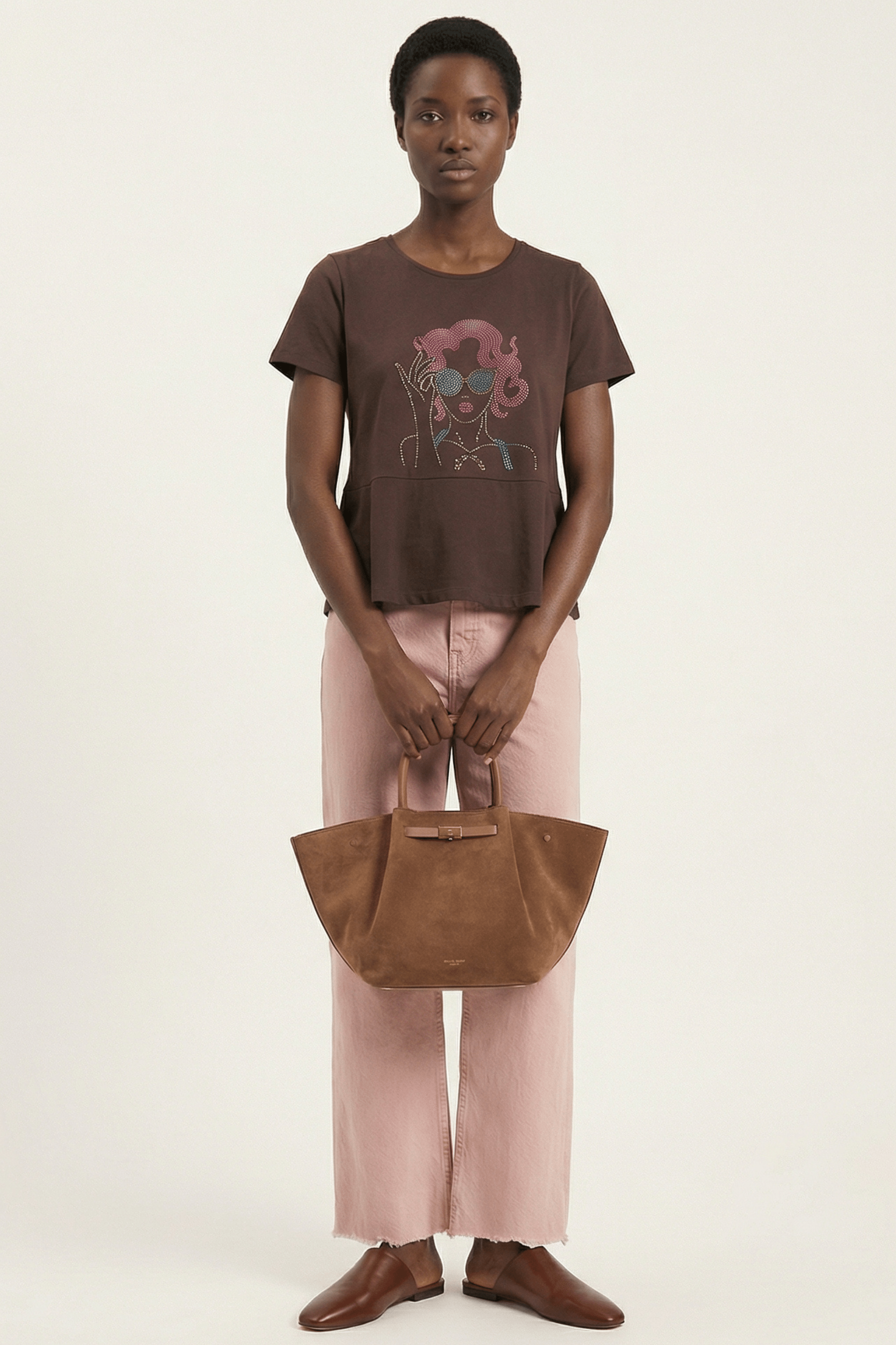 Camiseta marron con mujer gafas de strass Lolitas&L - lolitasyl.com