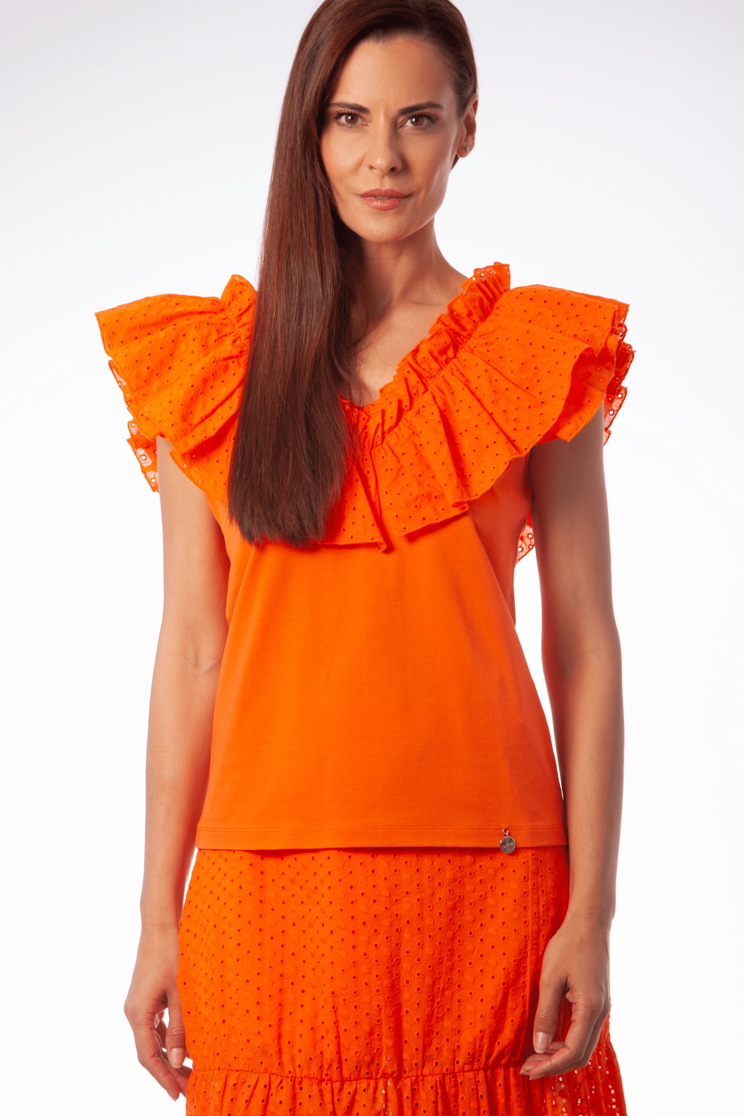 Camiseta naranja con volante bordado ingles en escote Lolitas&L - lolitasyl.com