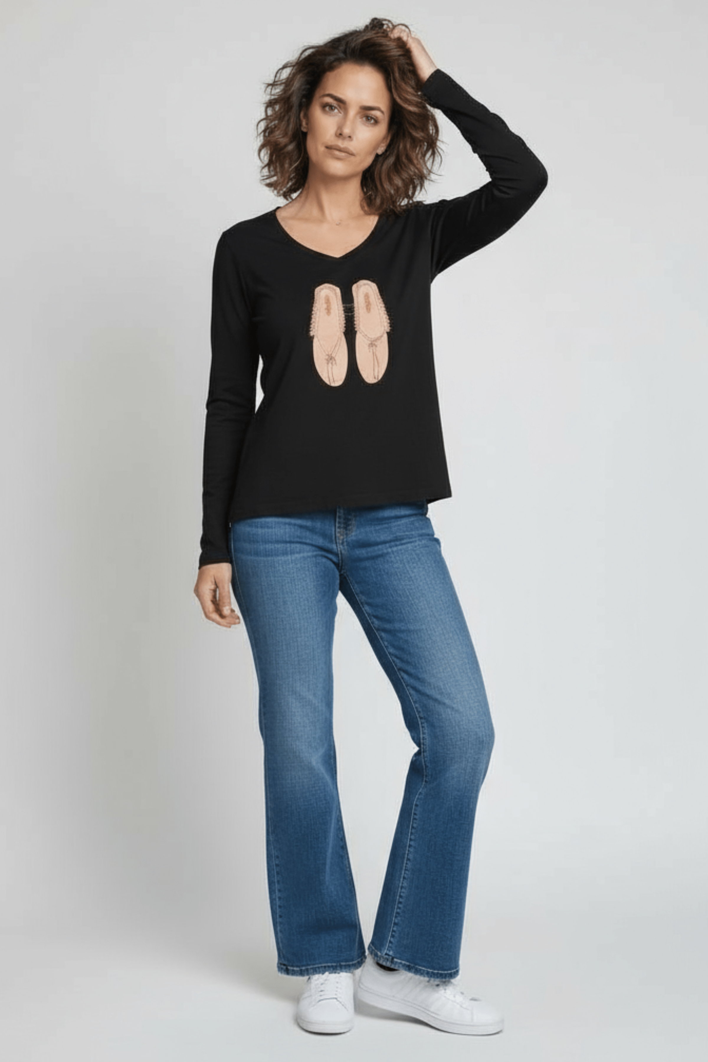 Camiseta negra bordado sandalias cuero manga larga Lolitas&L - lolitasyl.com