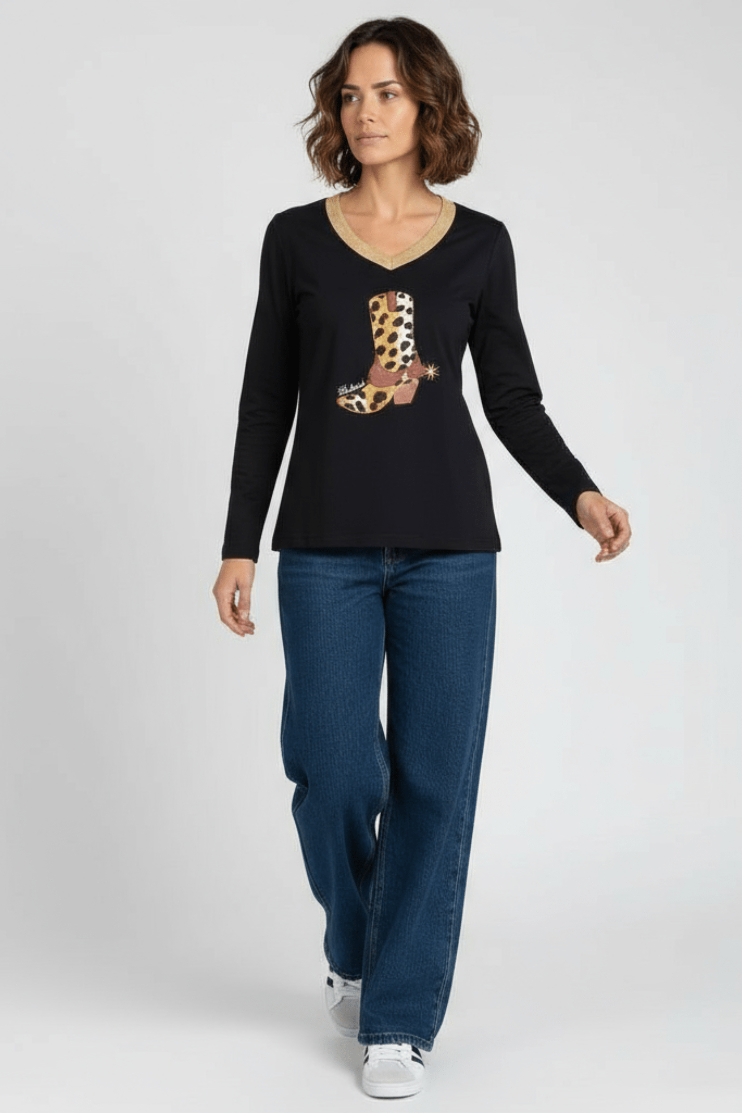 Camiseta negra con bordado bota cowoy manga larga Lolitas&L - lolitasyl.com