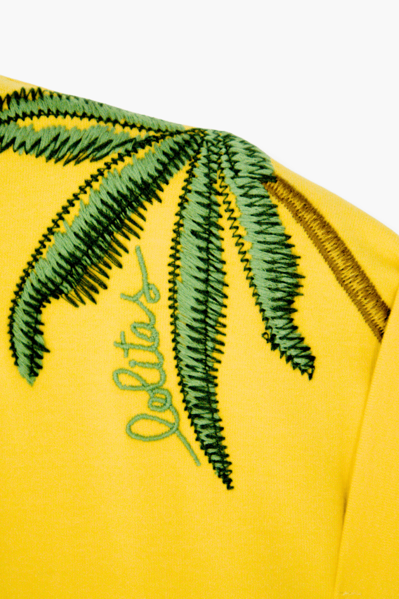 Camiseta Preloved amarilla con bordado palmera en el hombro Lolitas&L - lolitasyl.com