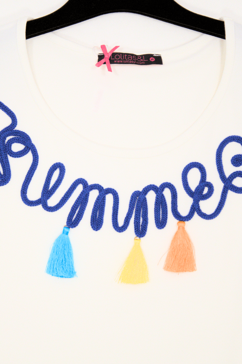 Camiseta Preloved blanca bordado cordon y pompom en escote Lolitas&L - lolitasyl.com