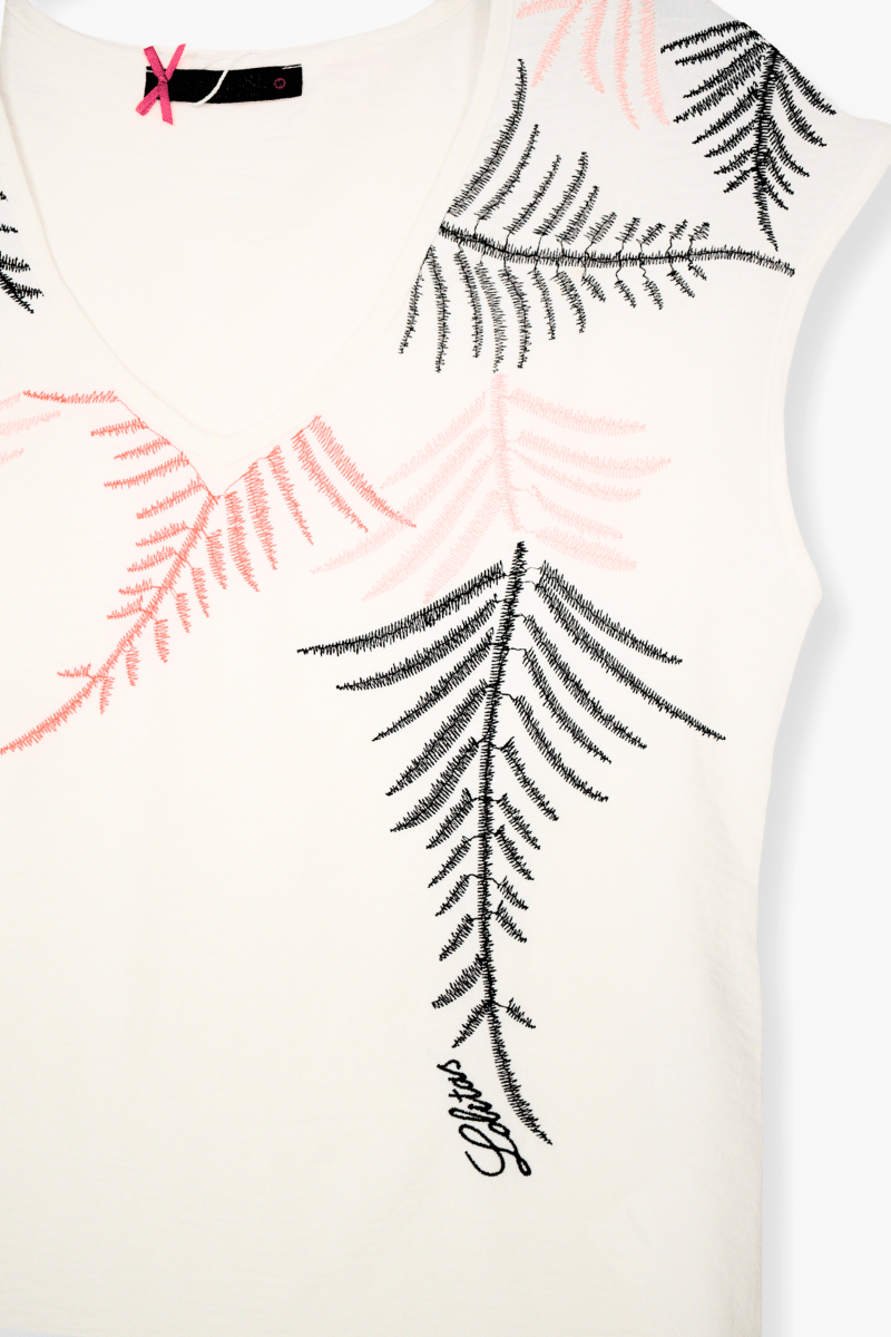 Camiseta Preloved blanca bordado plantas Lolitas&L - lolitasyl.com