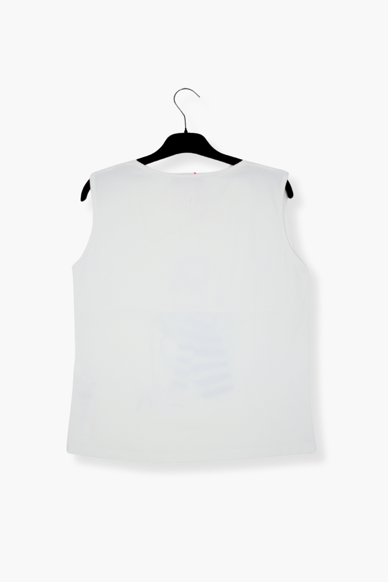 Camiseta preloved blanca escote asimetrico con estampado silueta Lolitas&L - lolitasyl.com