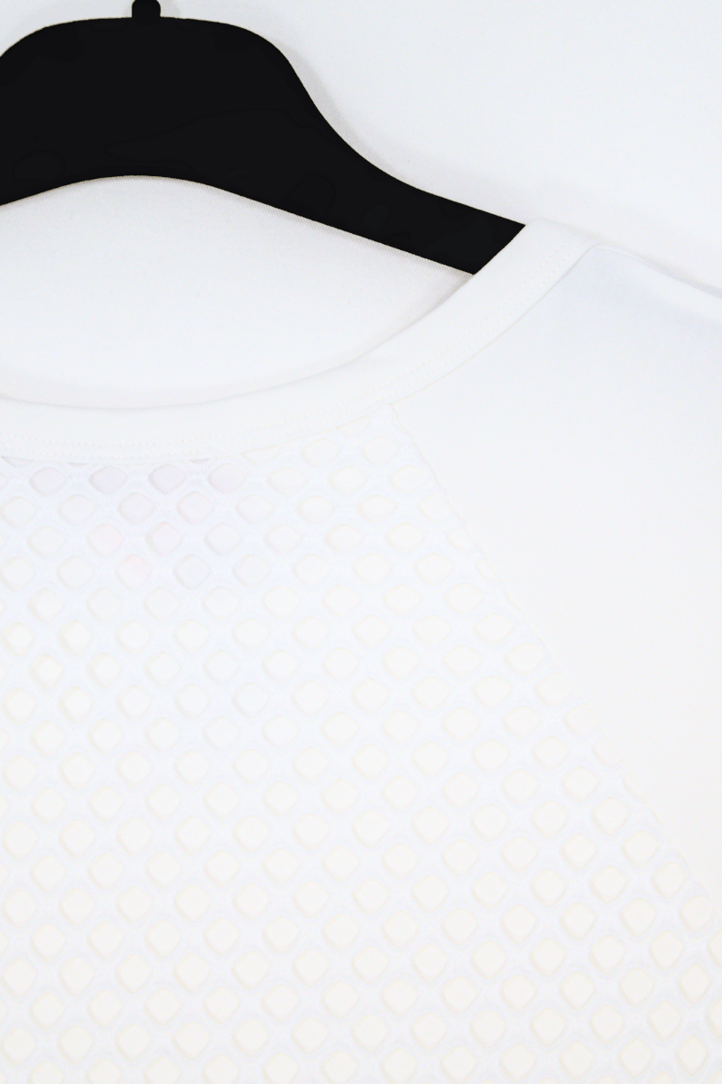 Camiseta Preloved blanca over con rejilla en la espalda Lolitas&L - lolitasyl.com