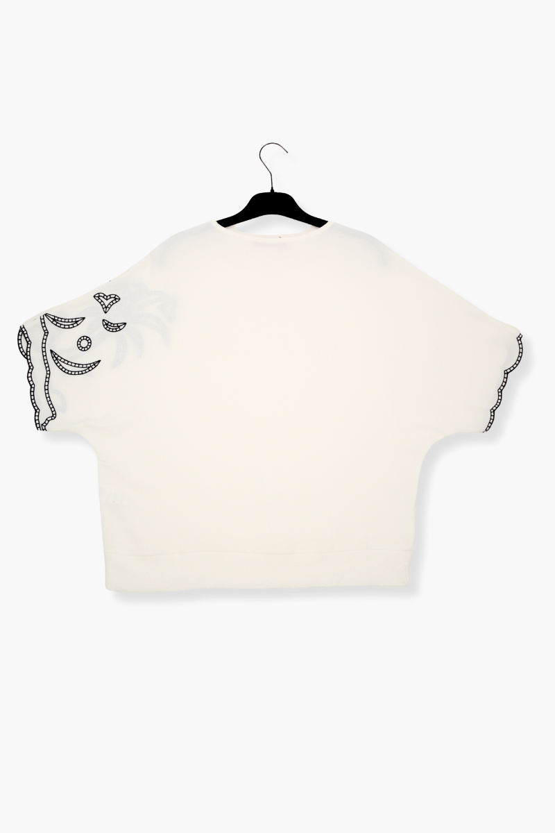 Camiseta Preloved blanca over manga bordada Lolitas&L - lolitasyl.com