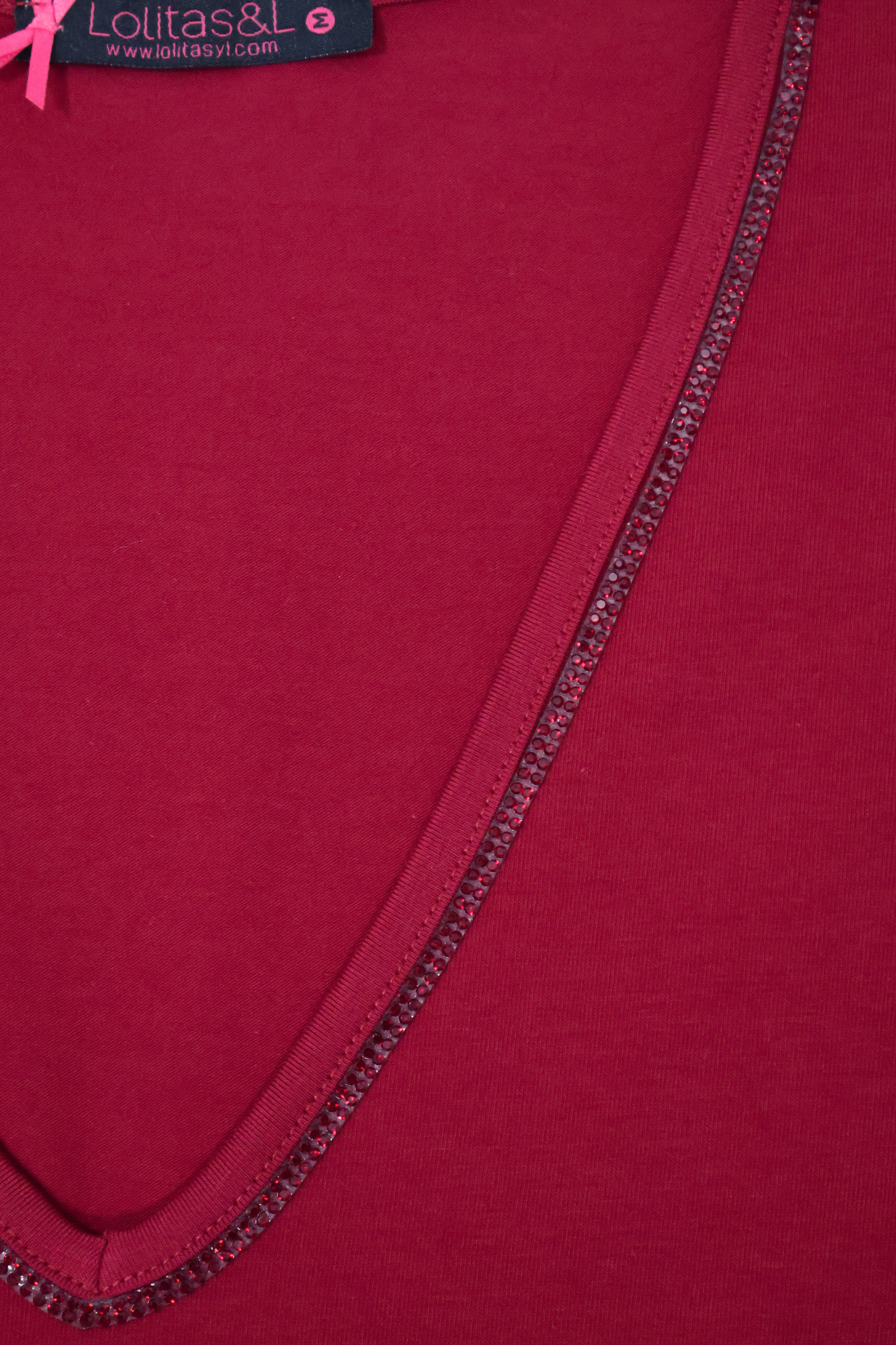 Camiseta roja escote enuve con strass Lolitas&L