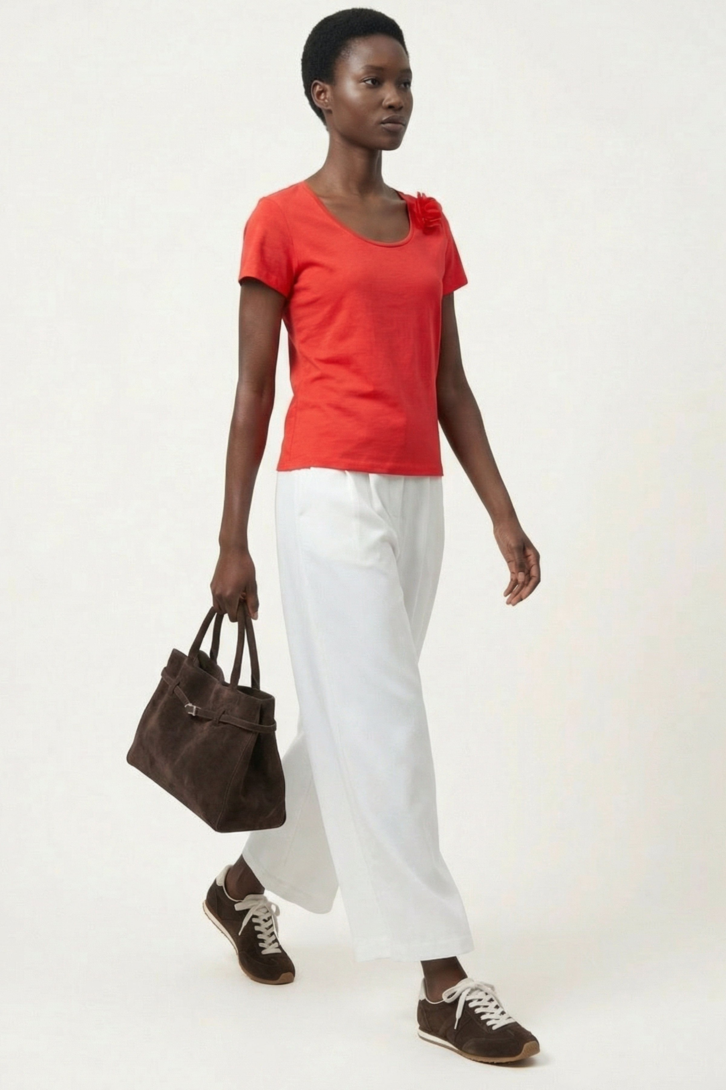 Camiseta roja escote redondo con flor Lolitas&L