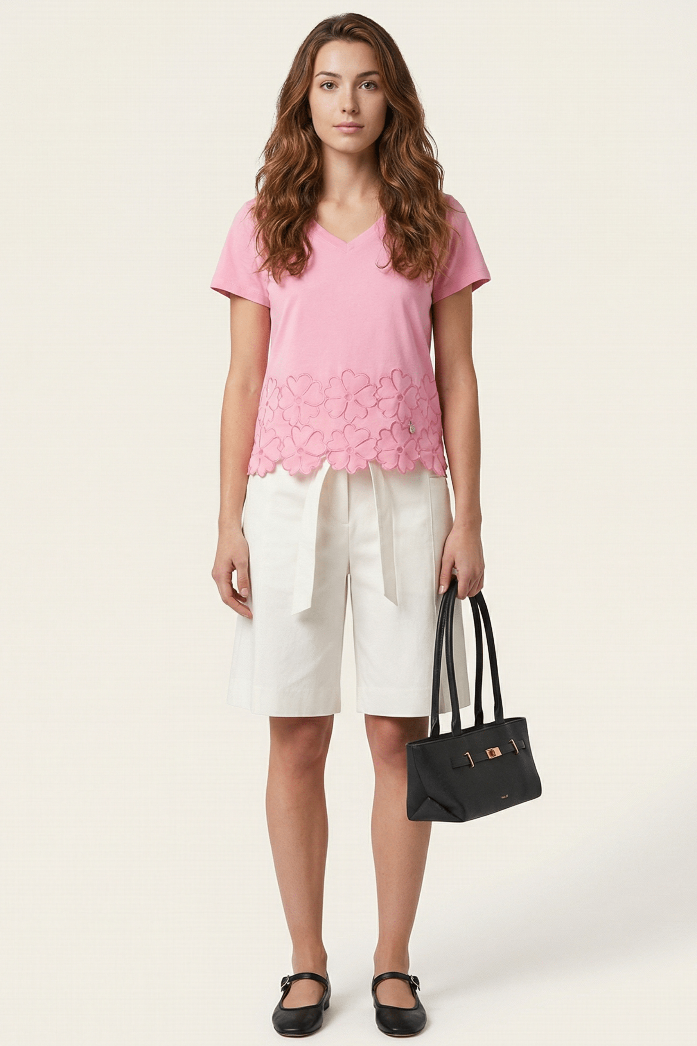 Camiseta rosa bordado flores al tono manga corta Lolitas&L - lolitasyl.com