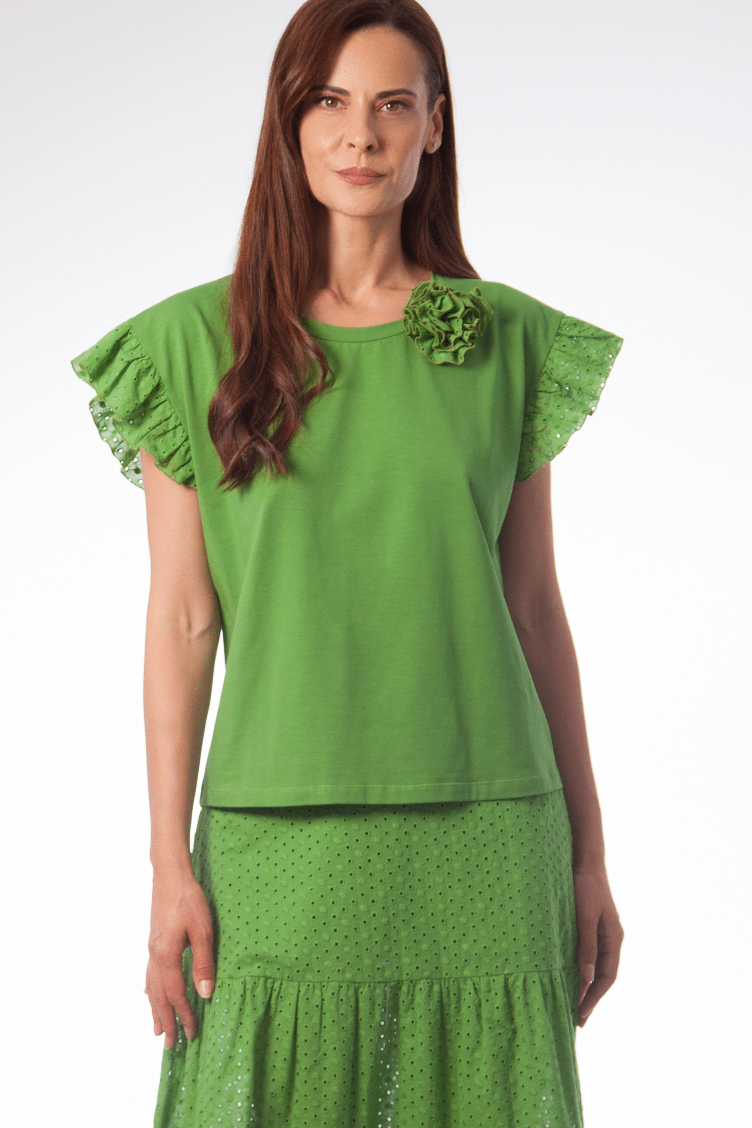 Camiseta verde con volante en bordado ingles y flor Lolitas&L - lolitasyl.com