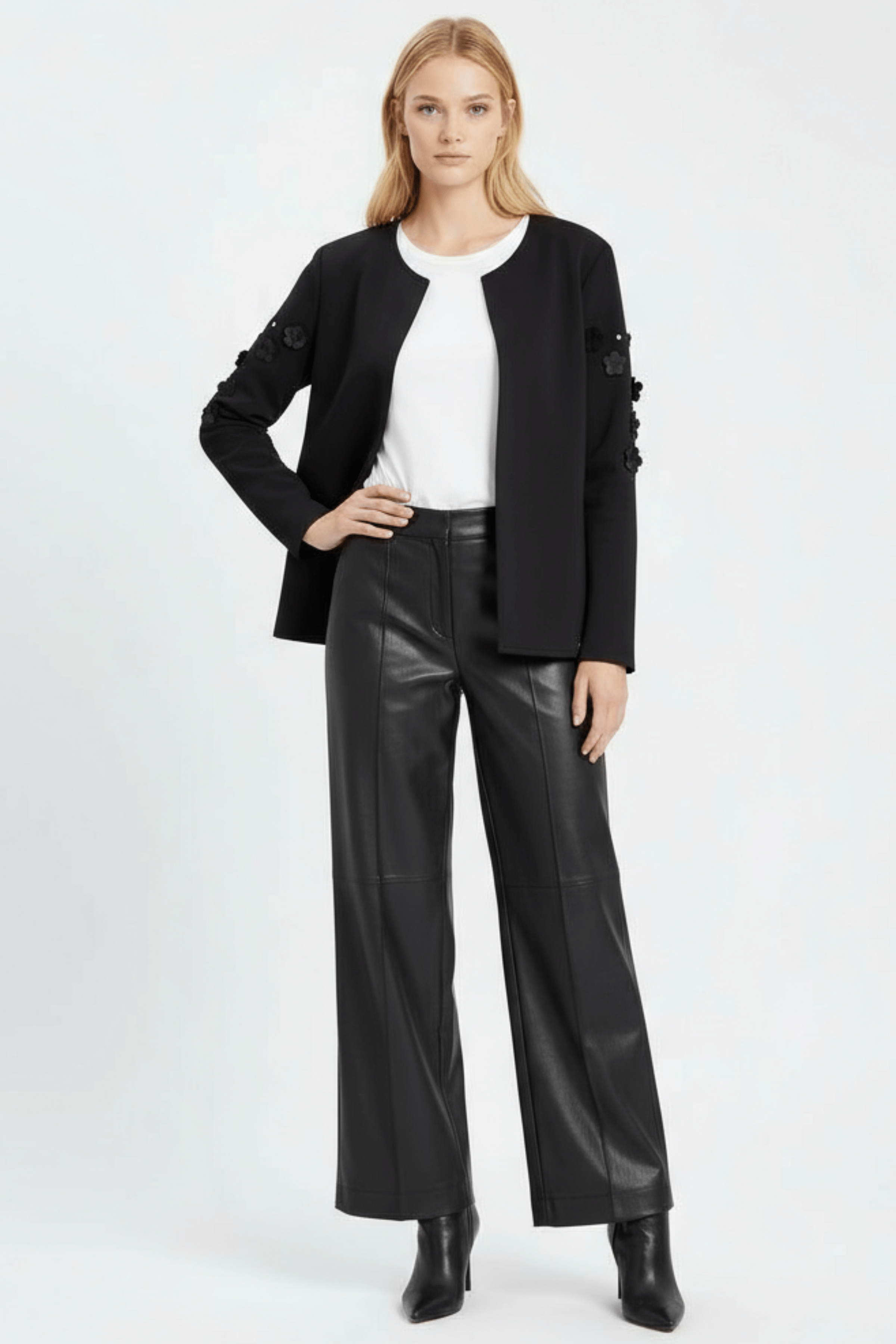 Chaqueta gris antracita duplo con aplicaciones en mangas Lolitas&L - lolitasyl.com