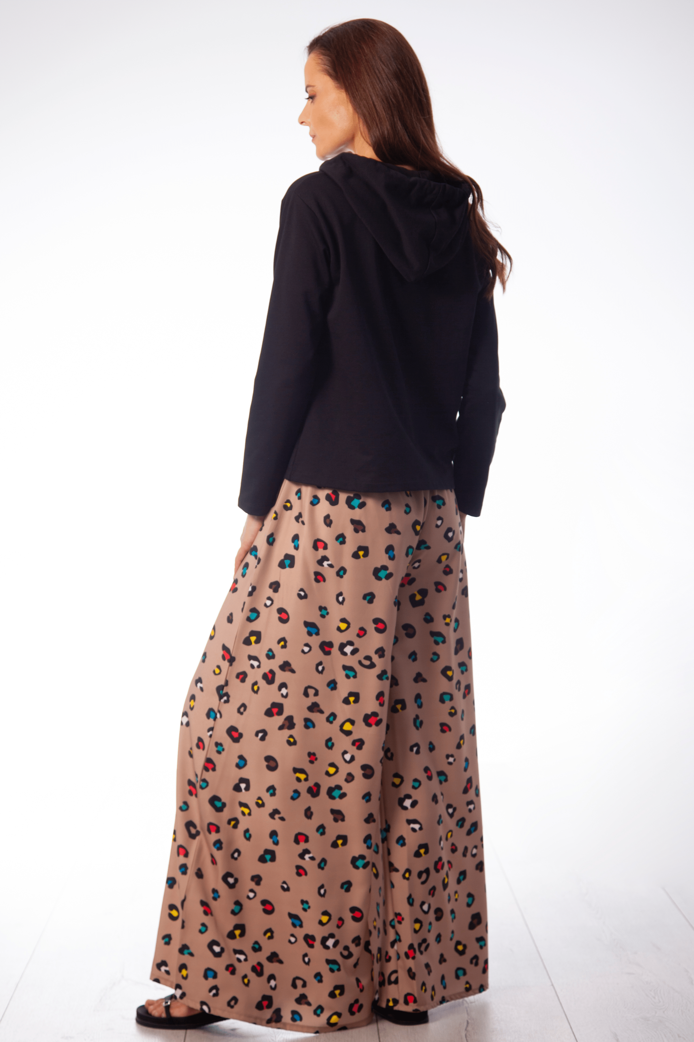 Chaqueta negra cremallera y cinta animal print Lolitas&L - lolitasyl.com
