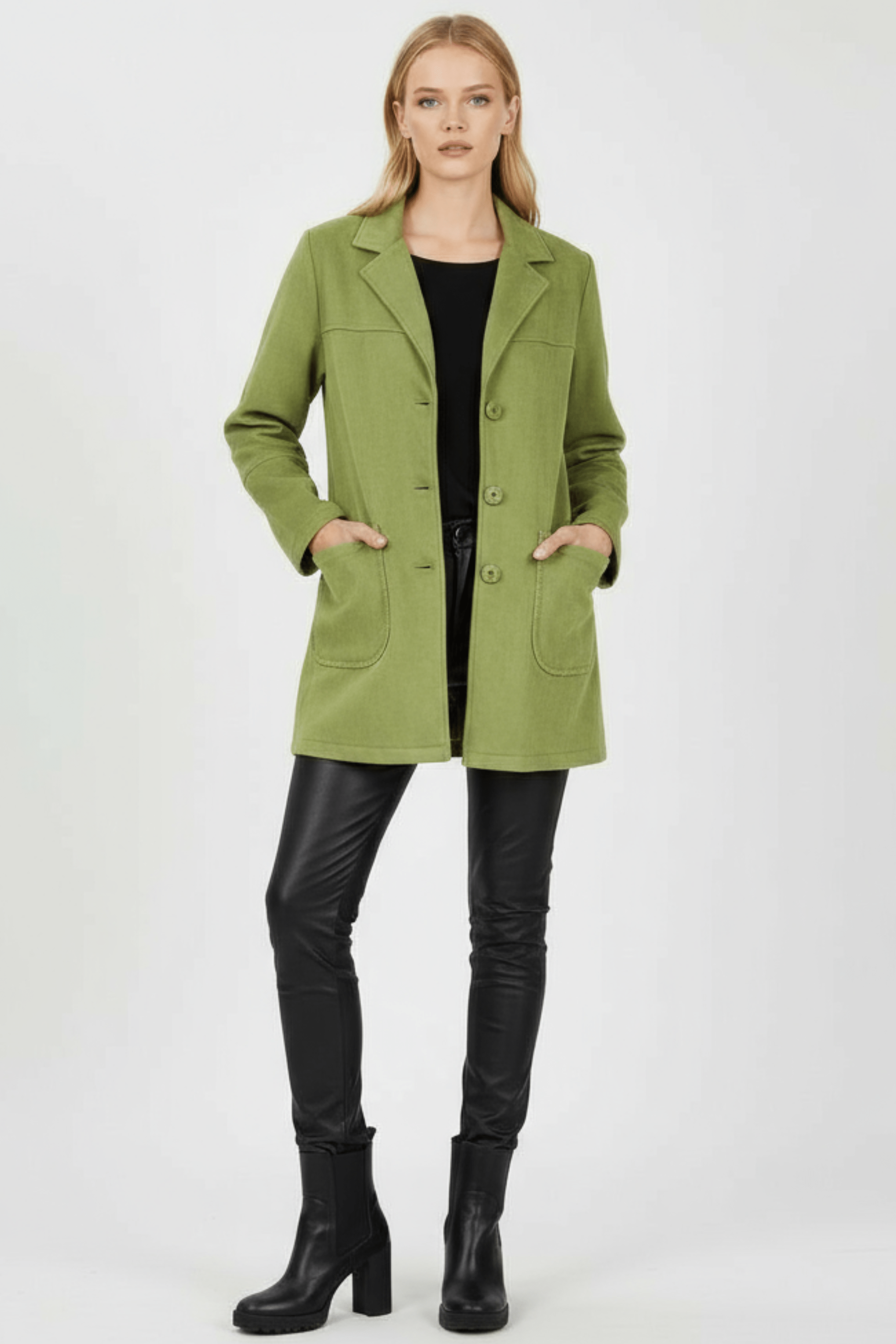 Chaqueta verde antelina larga con botones forrados Lolitas&L - lolitasyl.com