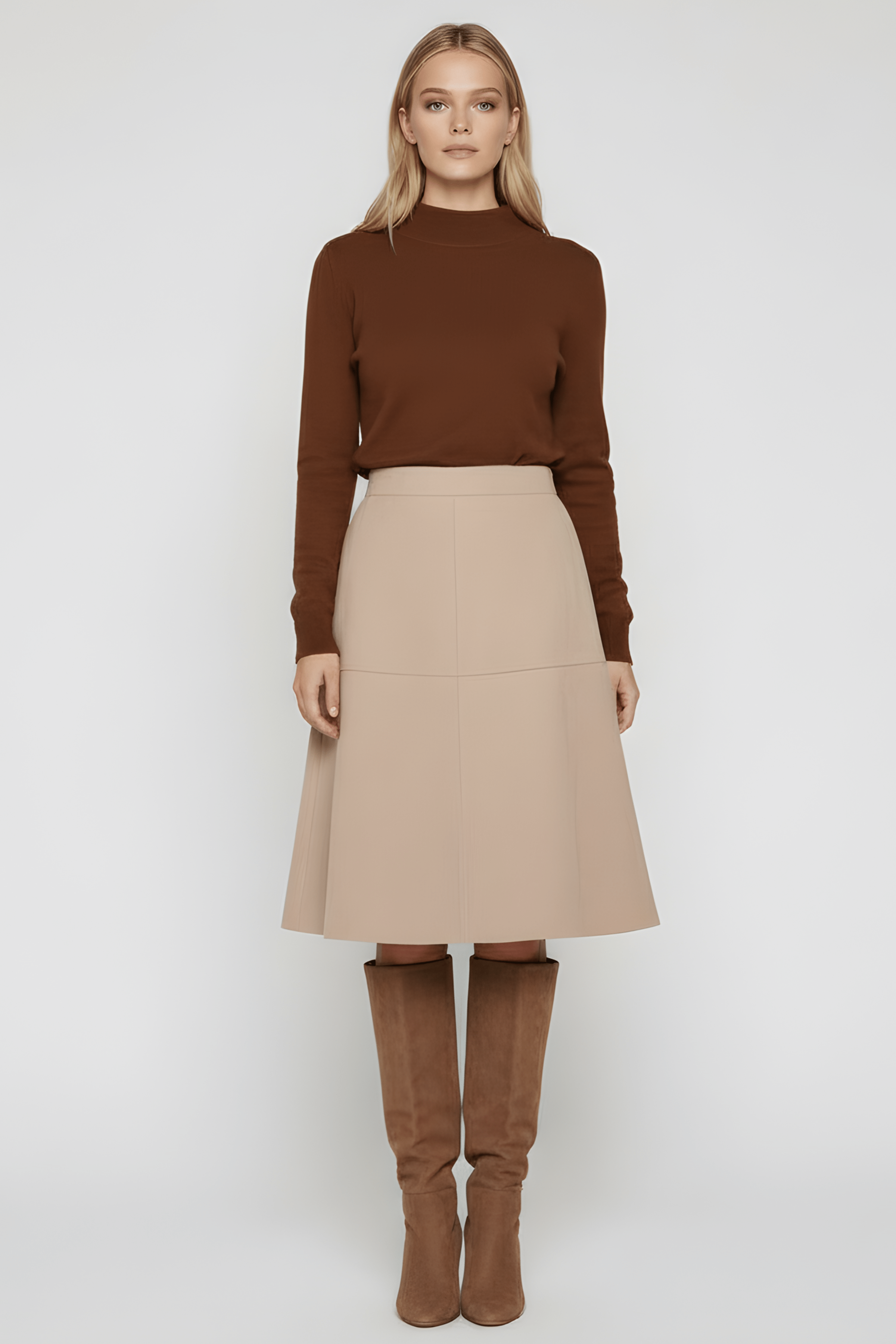 Falda beige antelina acampanada Lolitas&L - lolitasyl.com