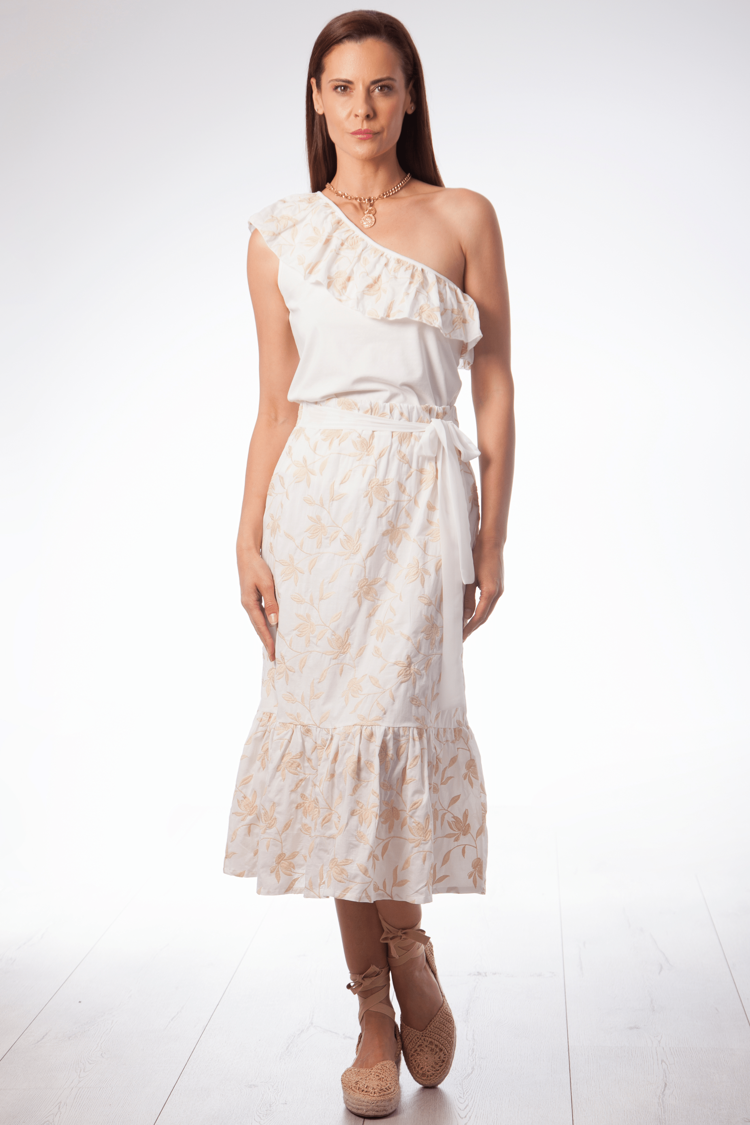 Falda blanca anudada con bordado en contraste Lolitas&L - lolitasyl.com