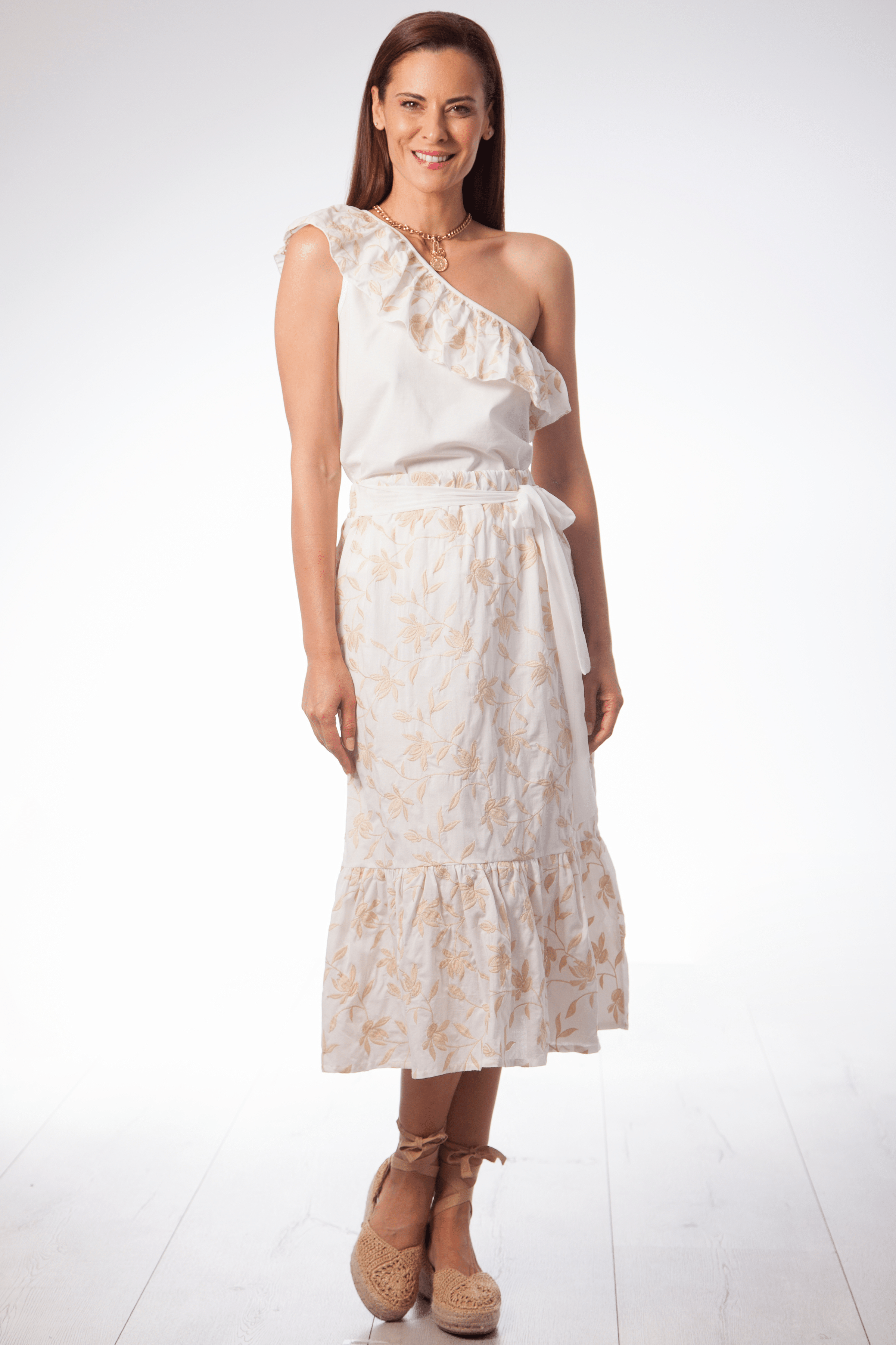 Falda blanca anudada con bordado en contraste Lolitas&L - lolitasyl.com