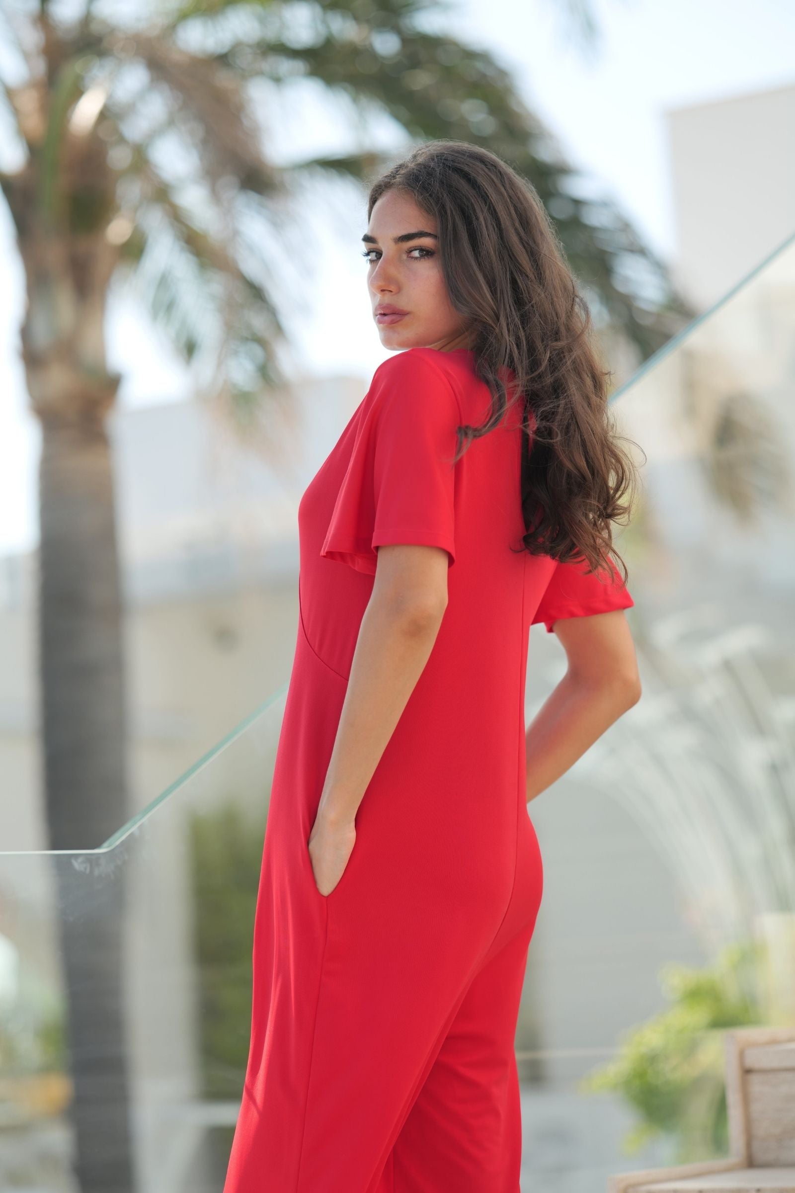 Mono rojo largo con lagrima en la espalda de Lolitas&L