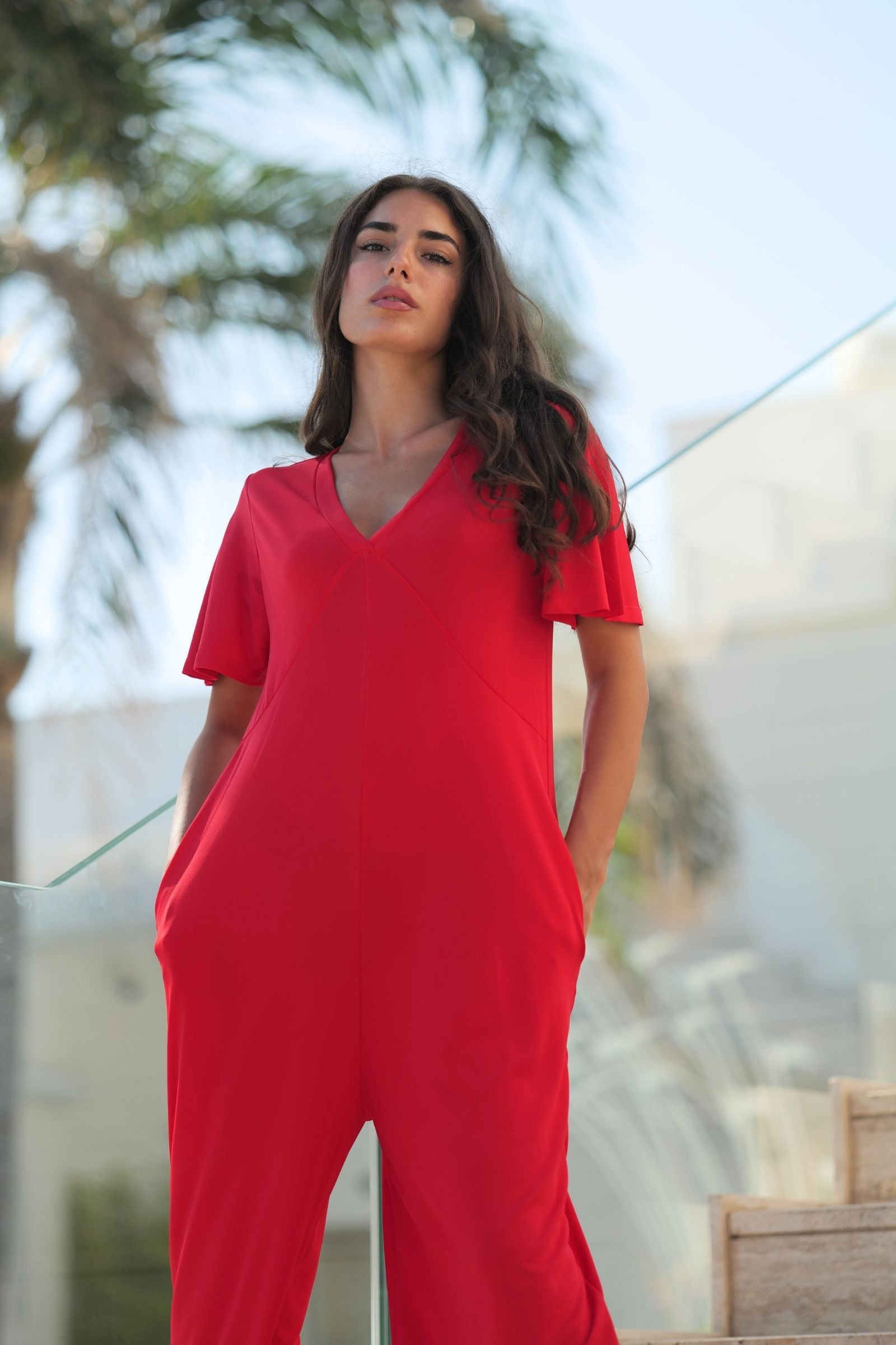 Mono rojo largo con lagrima en la espalda de Lolitas&L