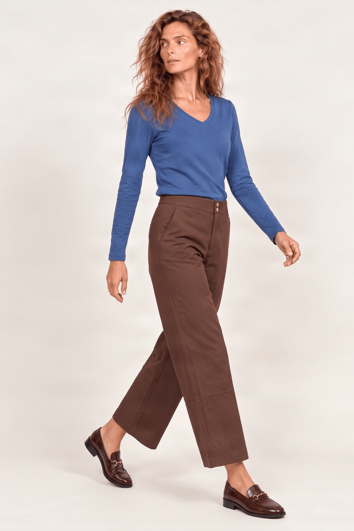 Pantalon antelina marron corte con botones dorados Lolitas&L - lolitasyl.com