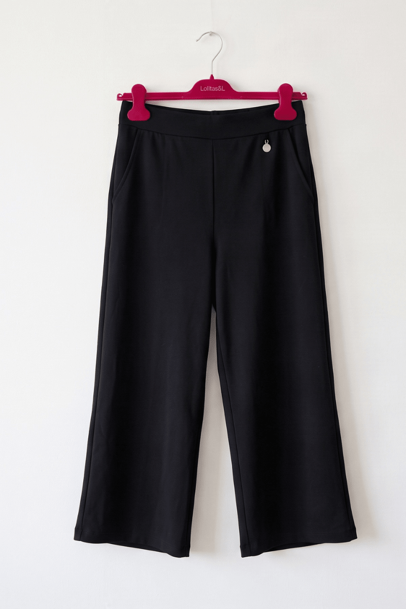 Pantalón Básico Negro Culotte Preloved - lolitasyl.com