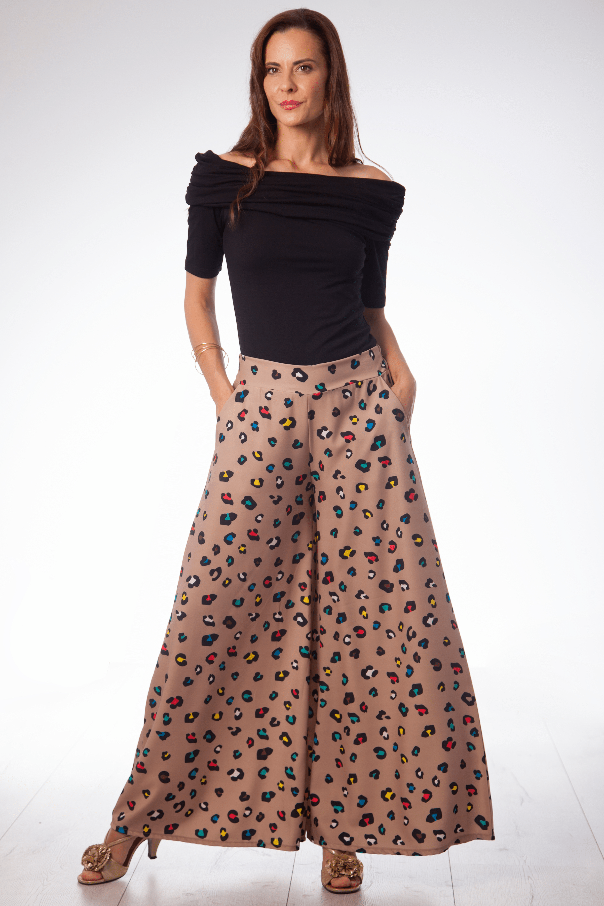 Pantalon estampado animal print beige de pierna ancha Lolitas&L - lolitasyl.com